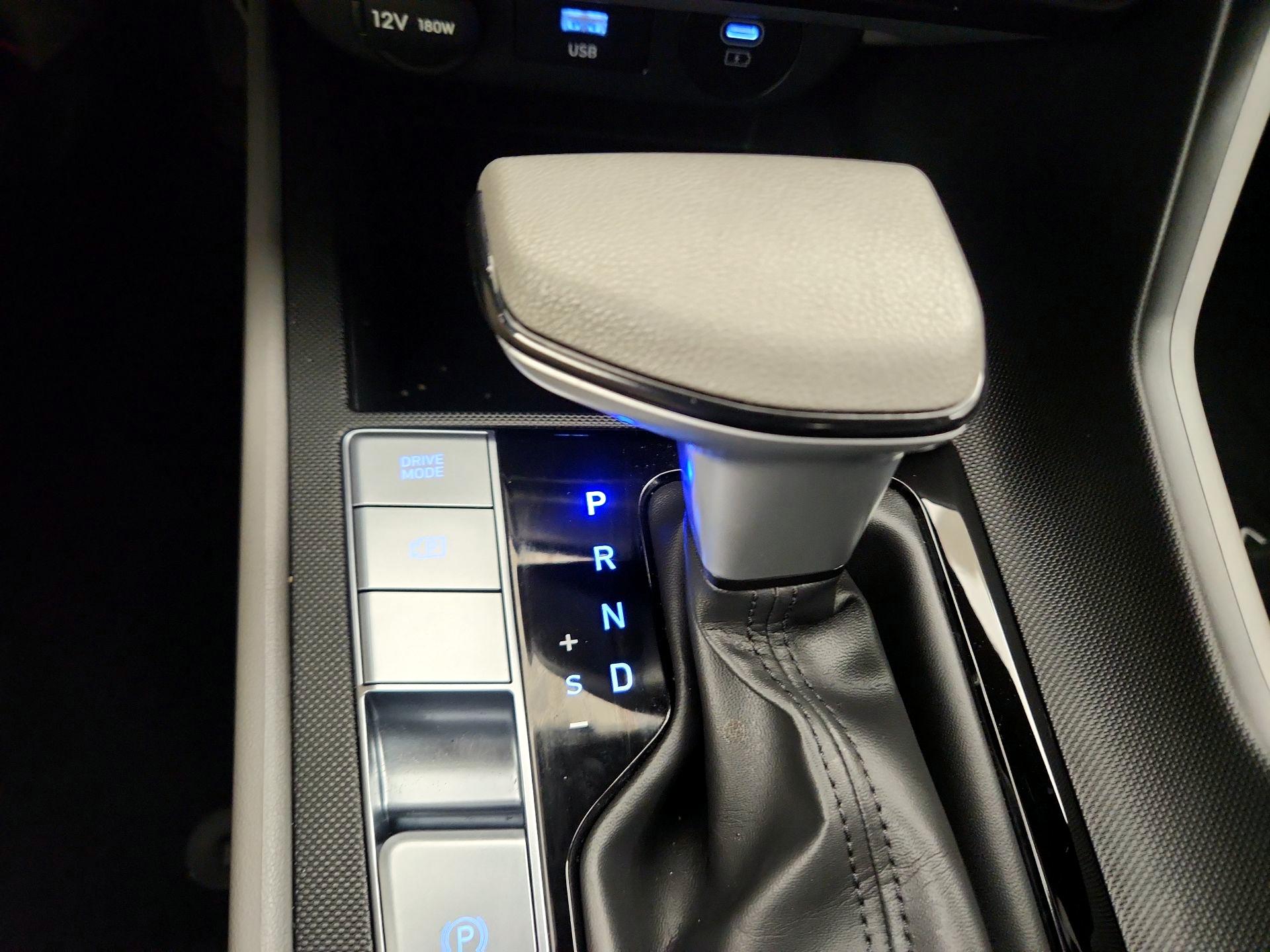 Thumbnail: 2025 Hyundai Elantra - 15