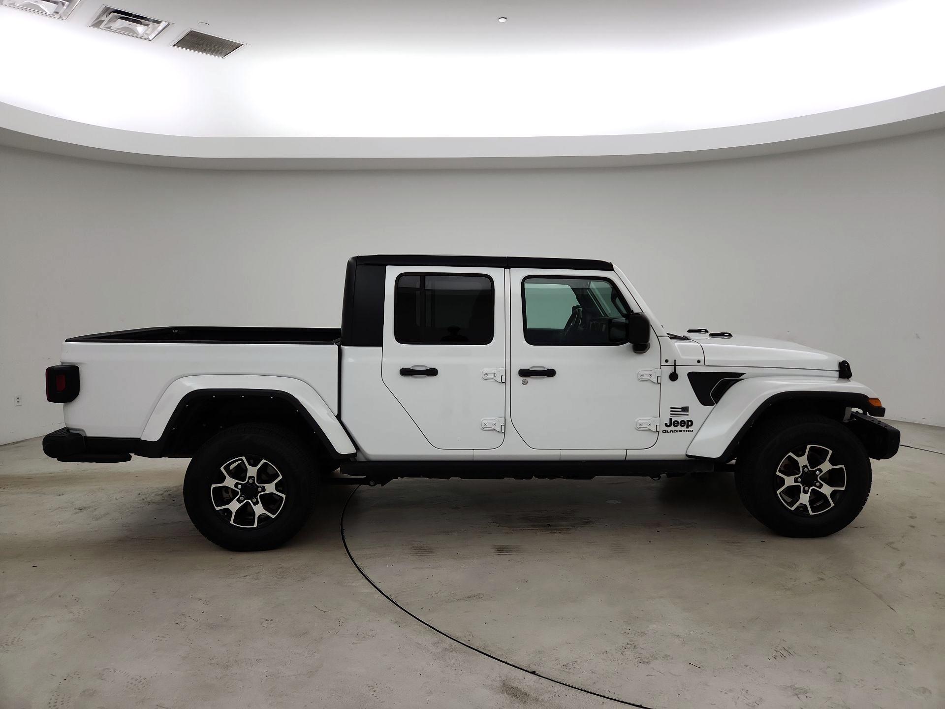 Thumbnail: 2023 Jeep Gladiator - 4