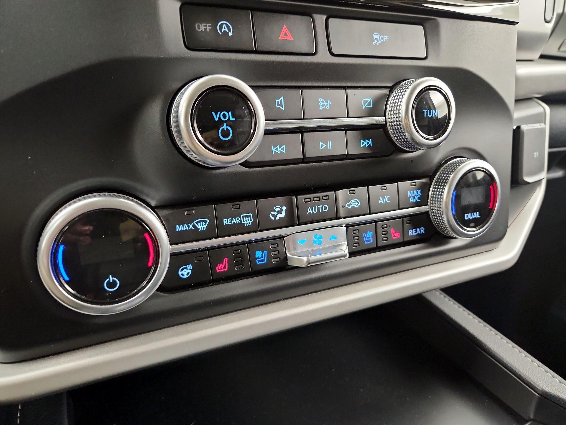 Thumbnail: 2024 Ford Expedition - 15