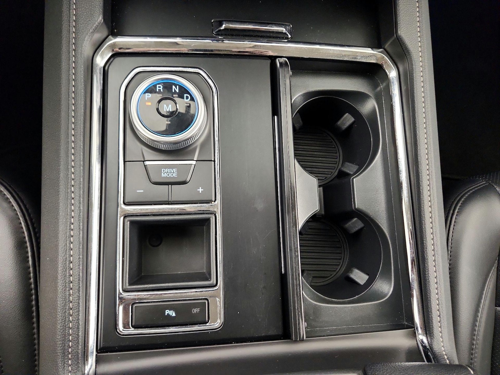 2024 Ford Expedition XLT - Photo 17