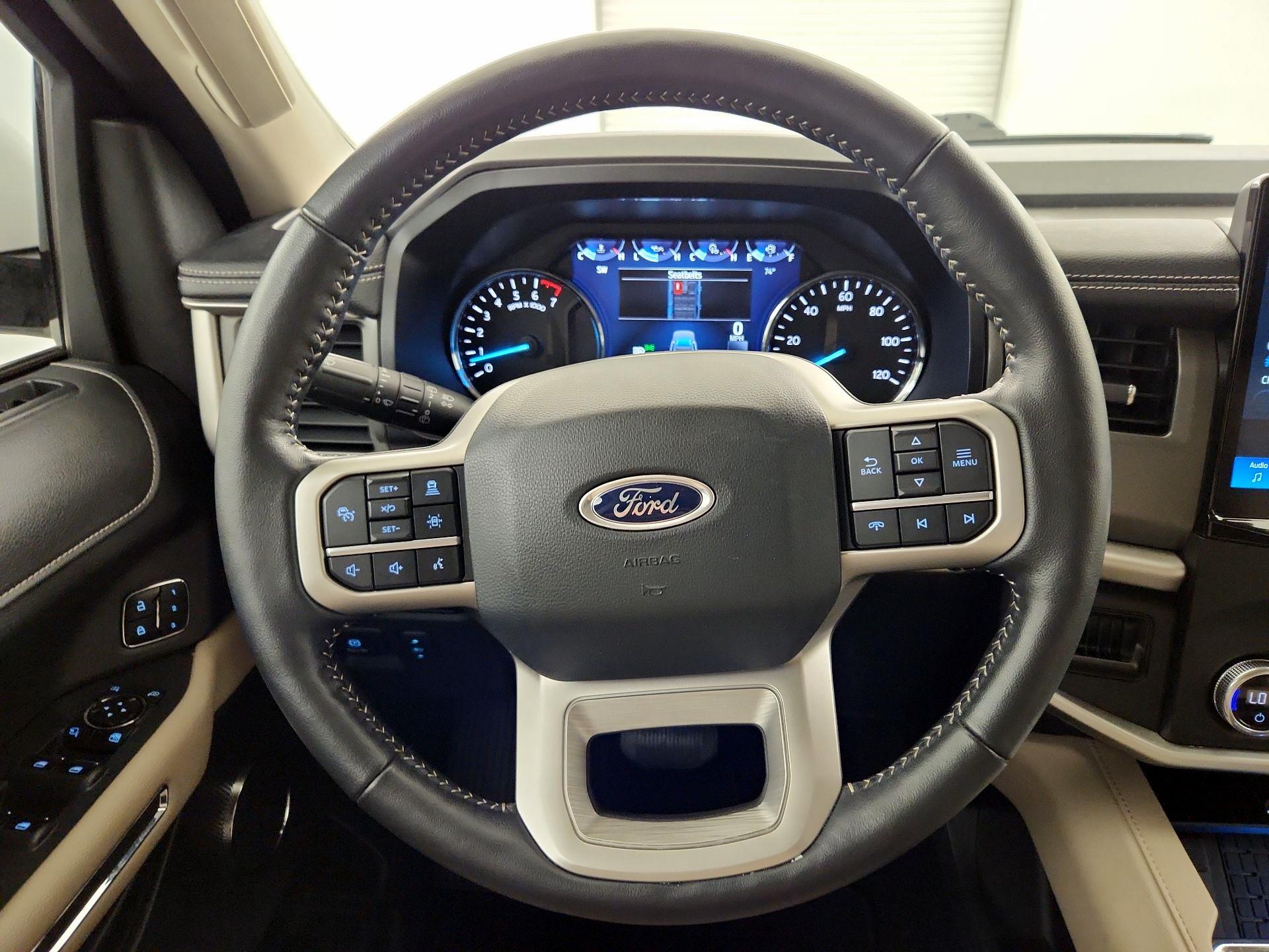 Thumbnail: 2023 Ford Expedition - 10