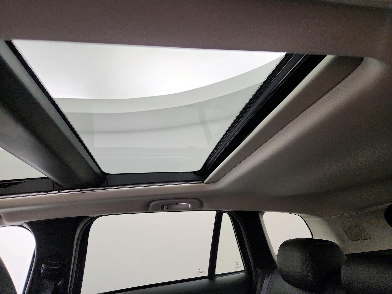 2024 Mazda CX-50 S PREMIUM - Photo 24