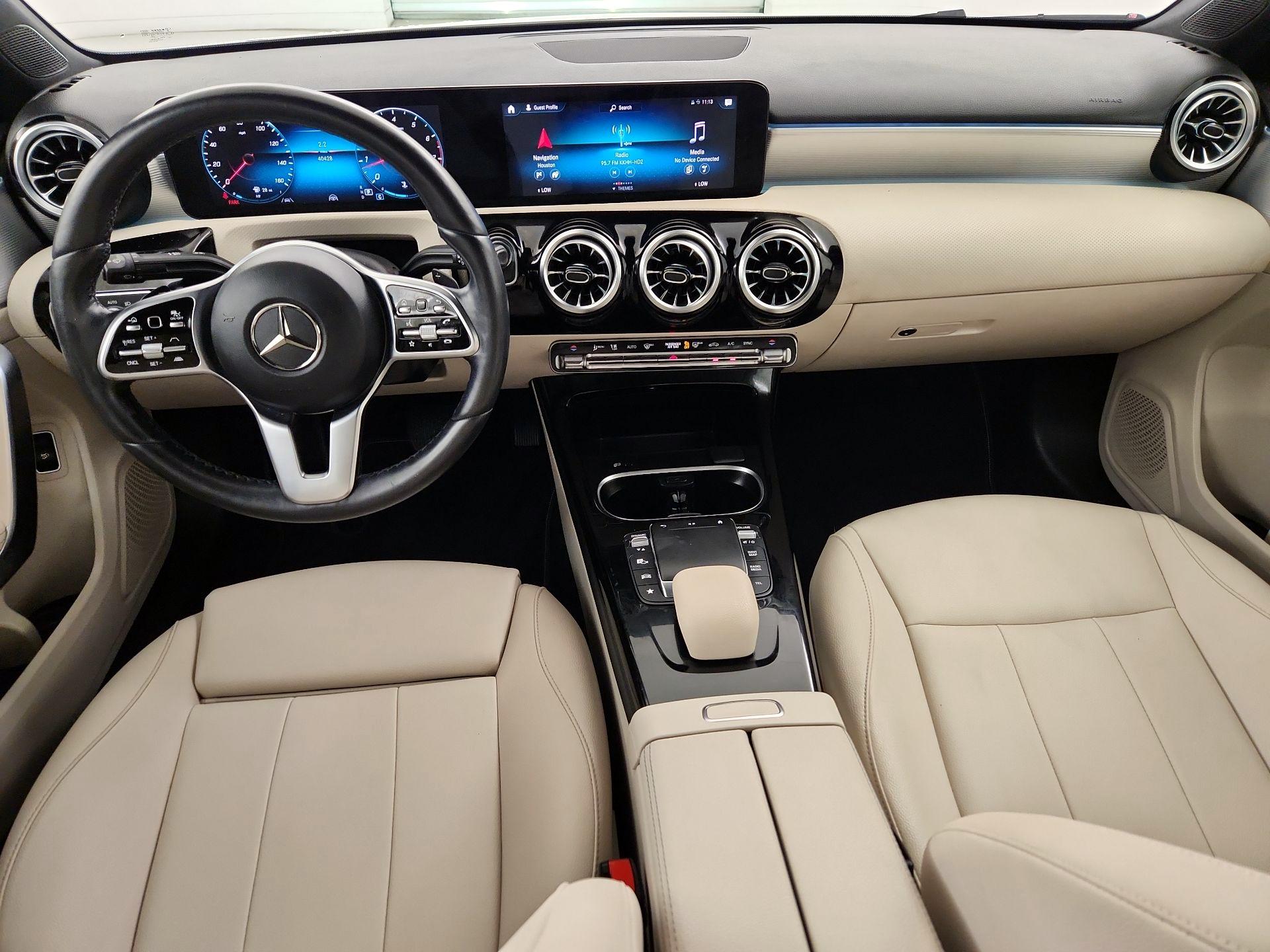 Thumbnail: 2022 Mercedes-Benz A-Class - 9