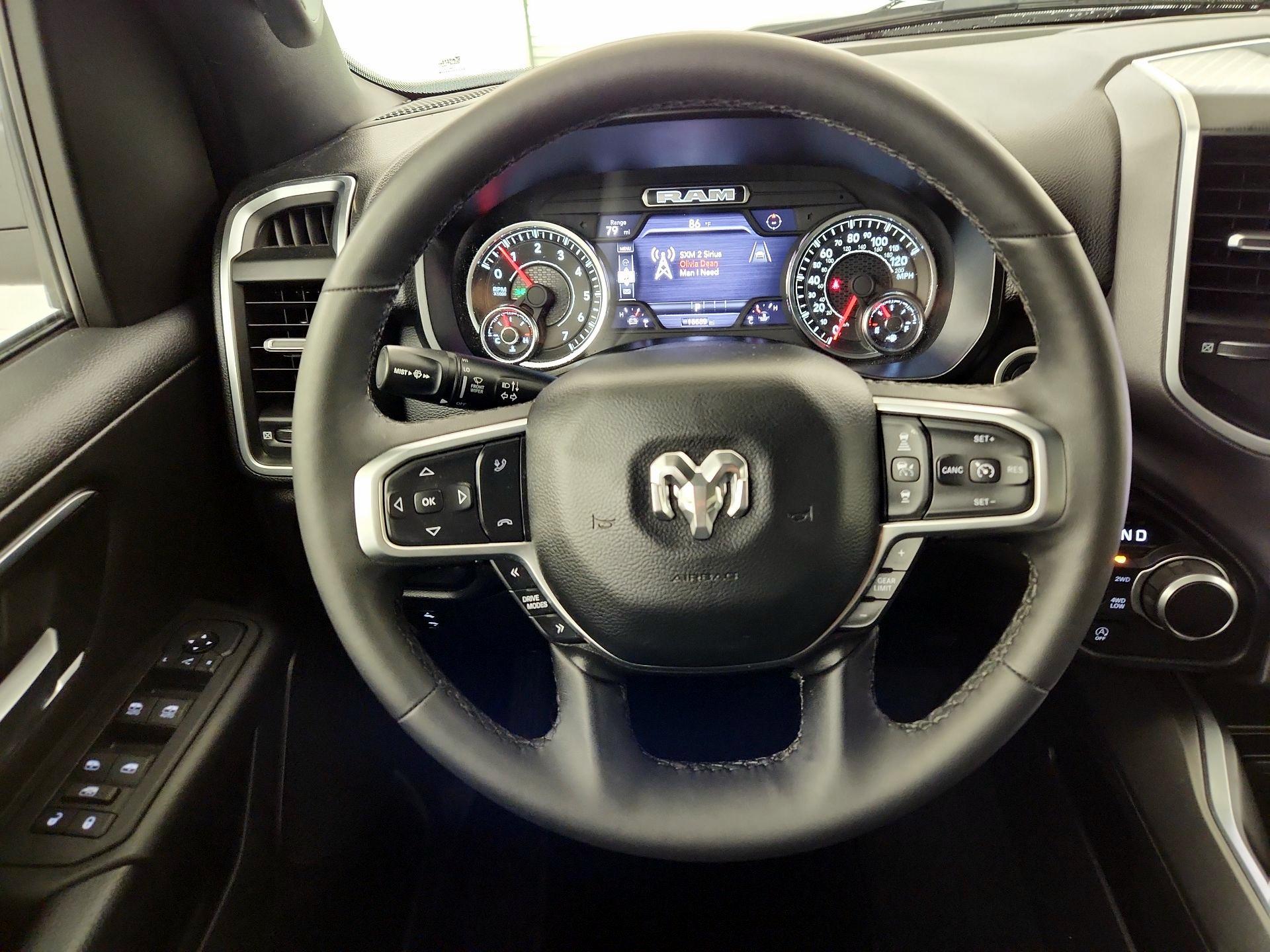 Thumbnail: 2025 RAM 1500 - 10