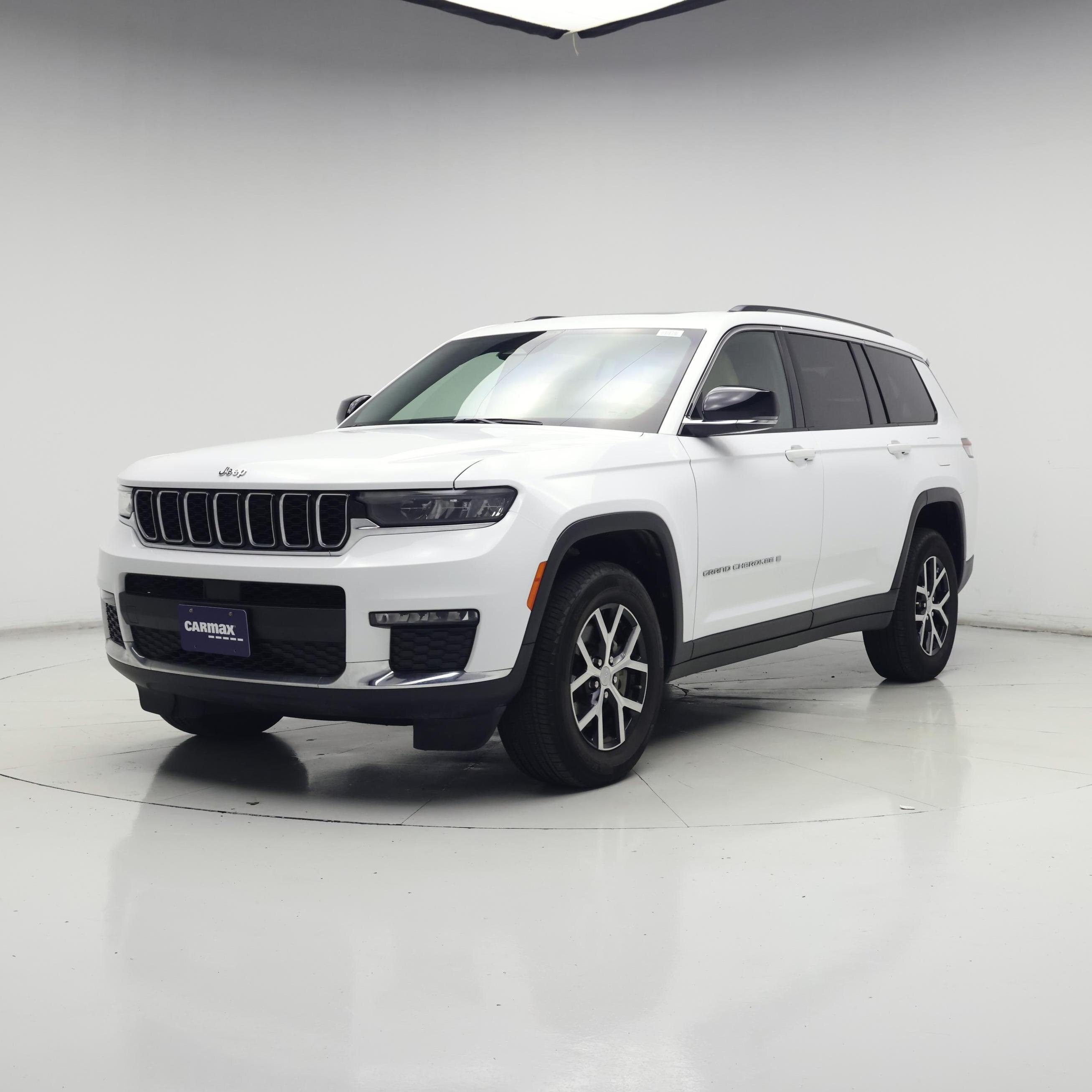 Thumbnail: 2023 Jeep Grand Cherokee L - 4