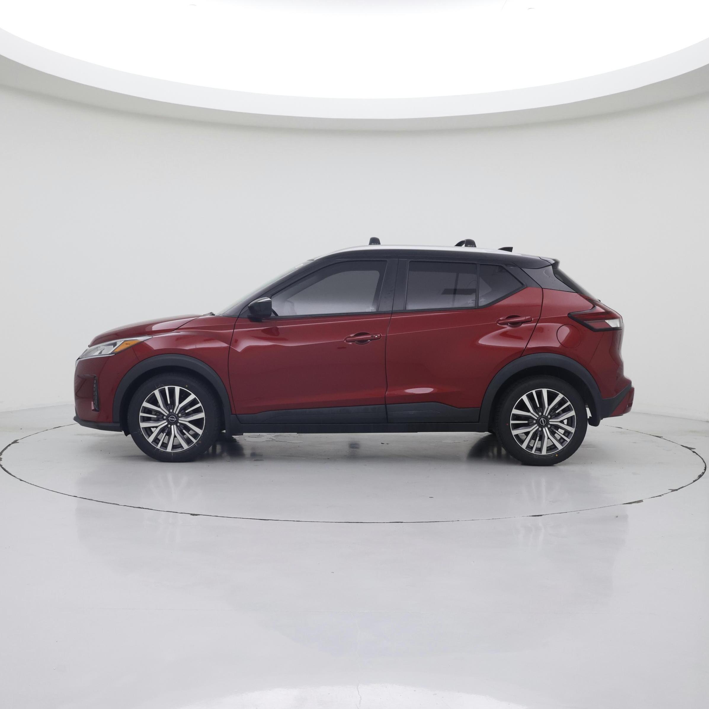 Thumbnail: 2023 Nissan Kicks - 3