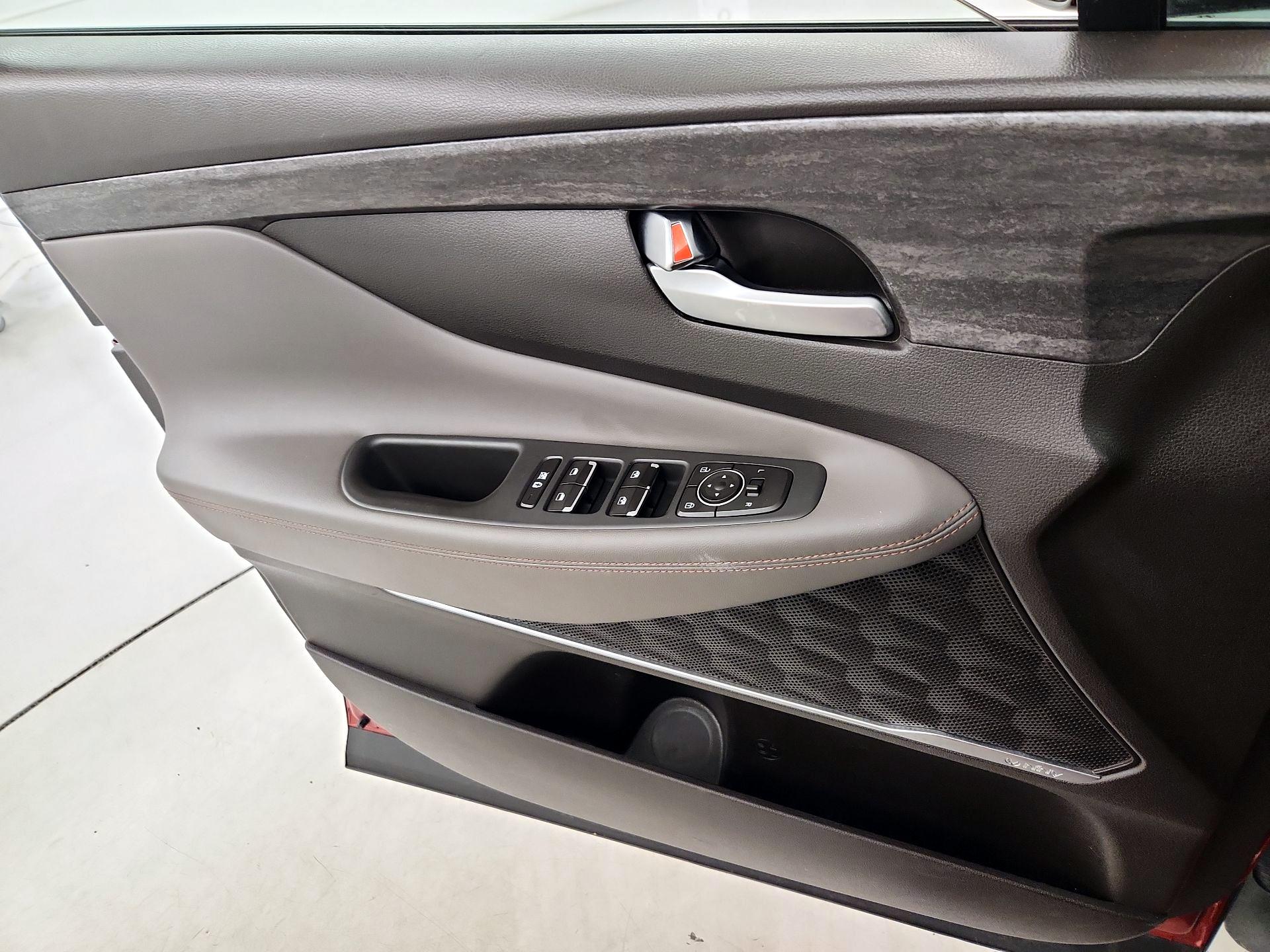 Thumbnail: 2020 Hyundai Santa Fe - 12