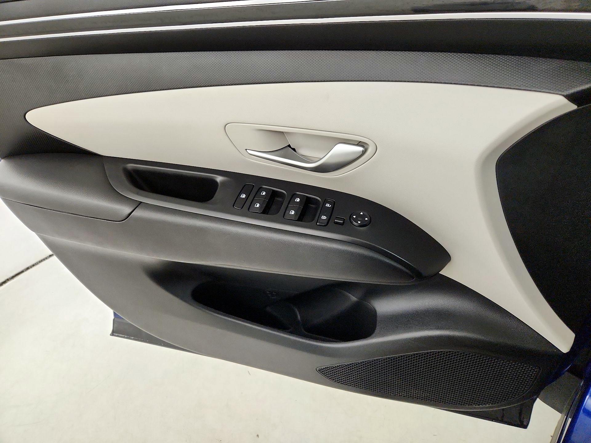 Thumbnail: 2023 Hyundai Tucson - 12