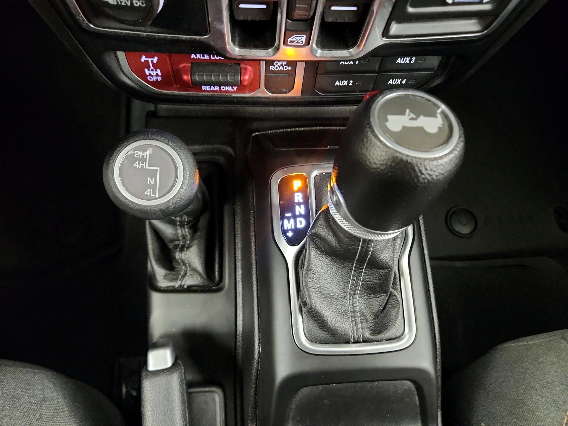 Thumbnail: 2024 Jeep Wrangler - 15