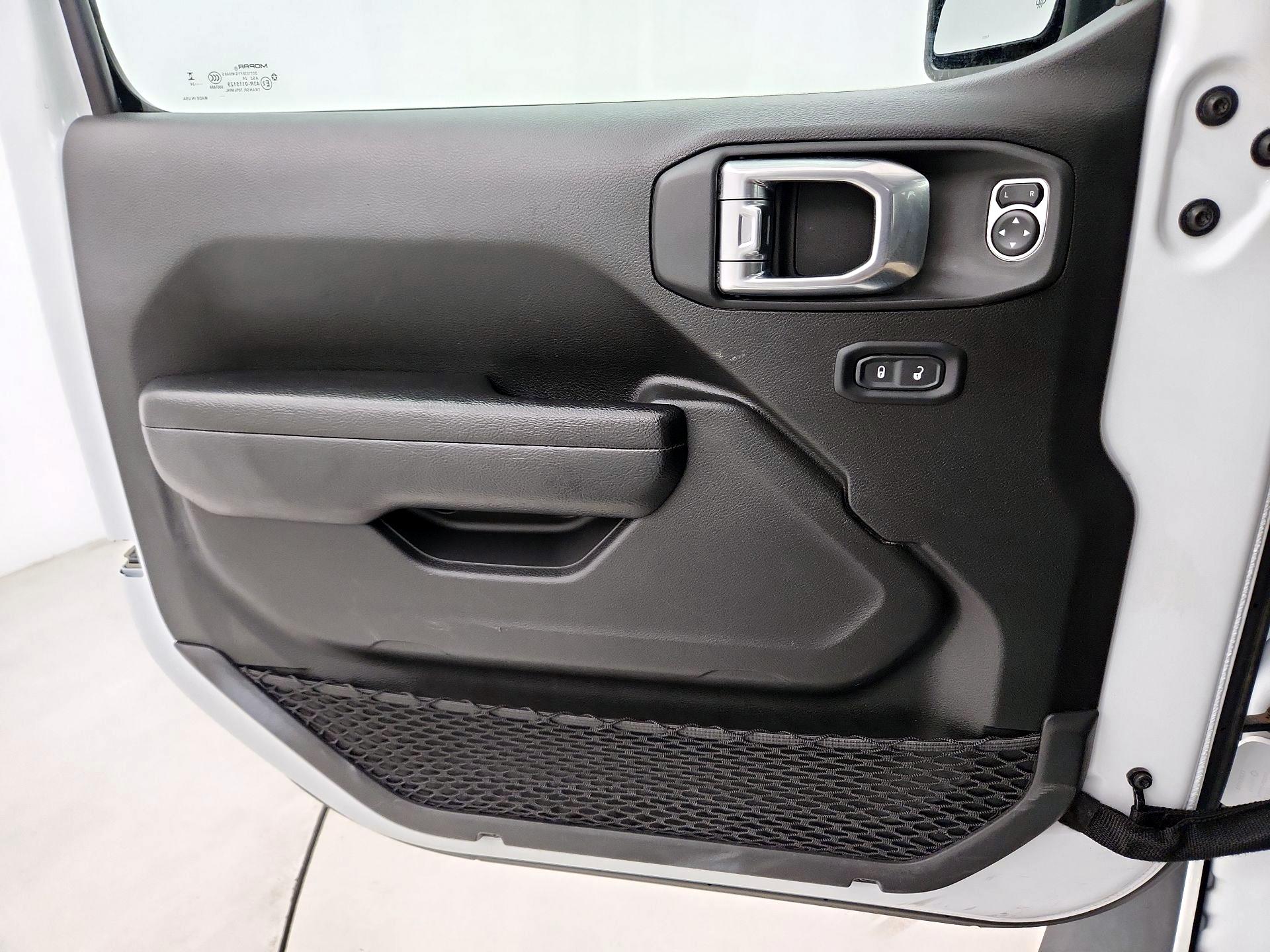 Thumbnail: 2024 Jeep Wrangler - 10
