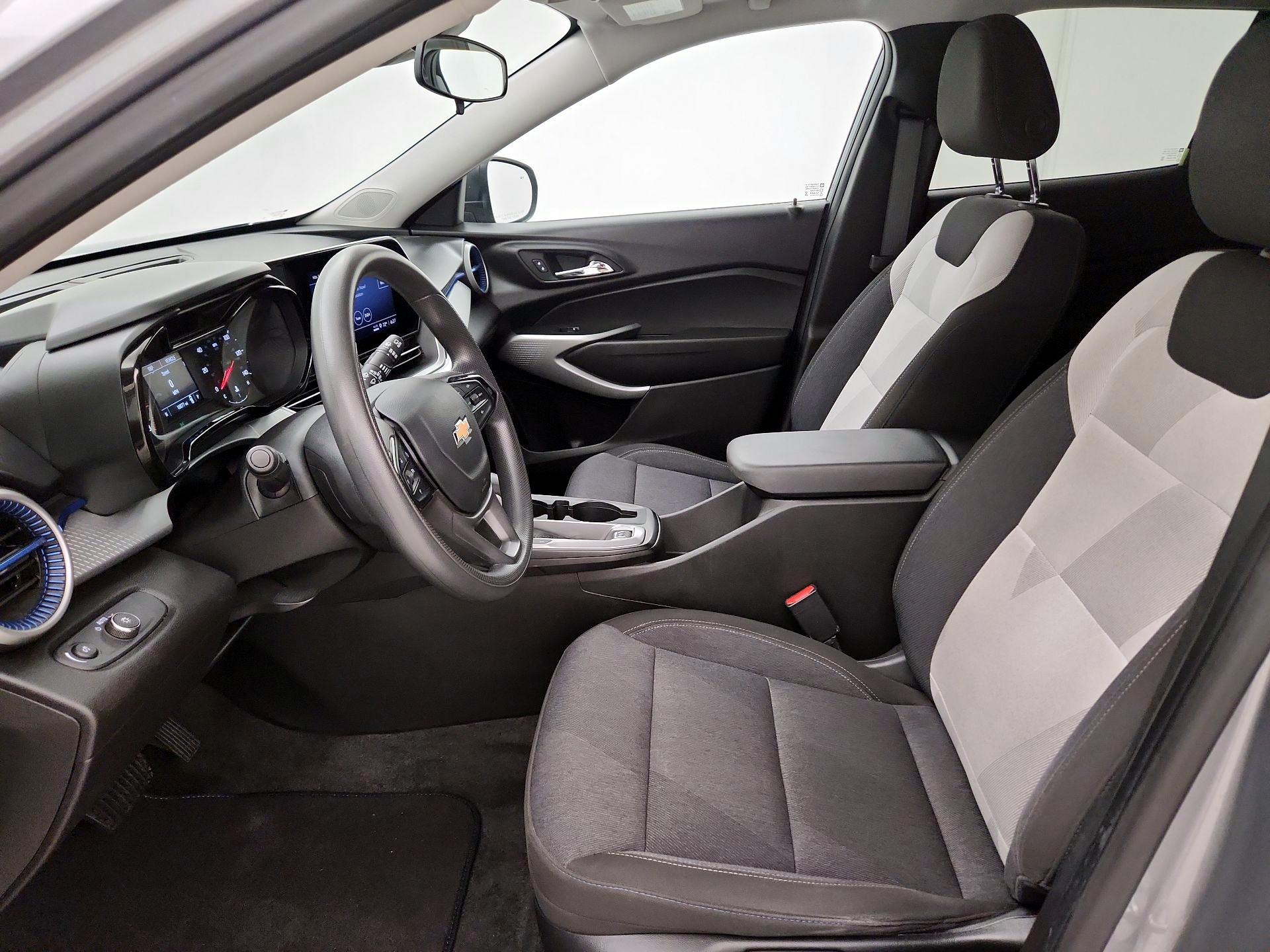 Thumbnail: 2024 Chevrolet Trax - 11