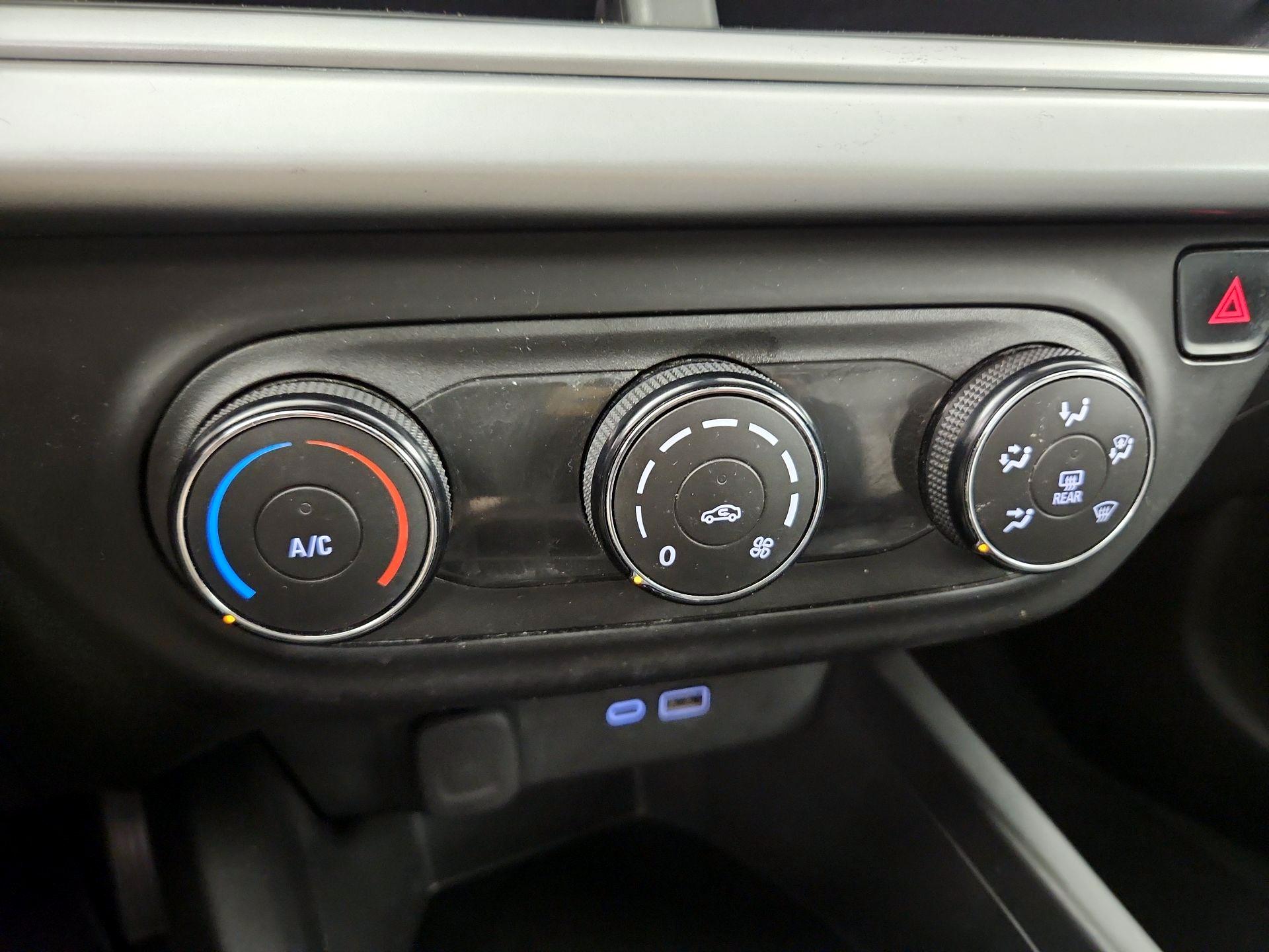Thumbnail: 2024 Chevrolet Trax - 16
