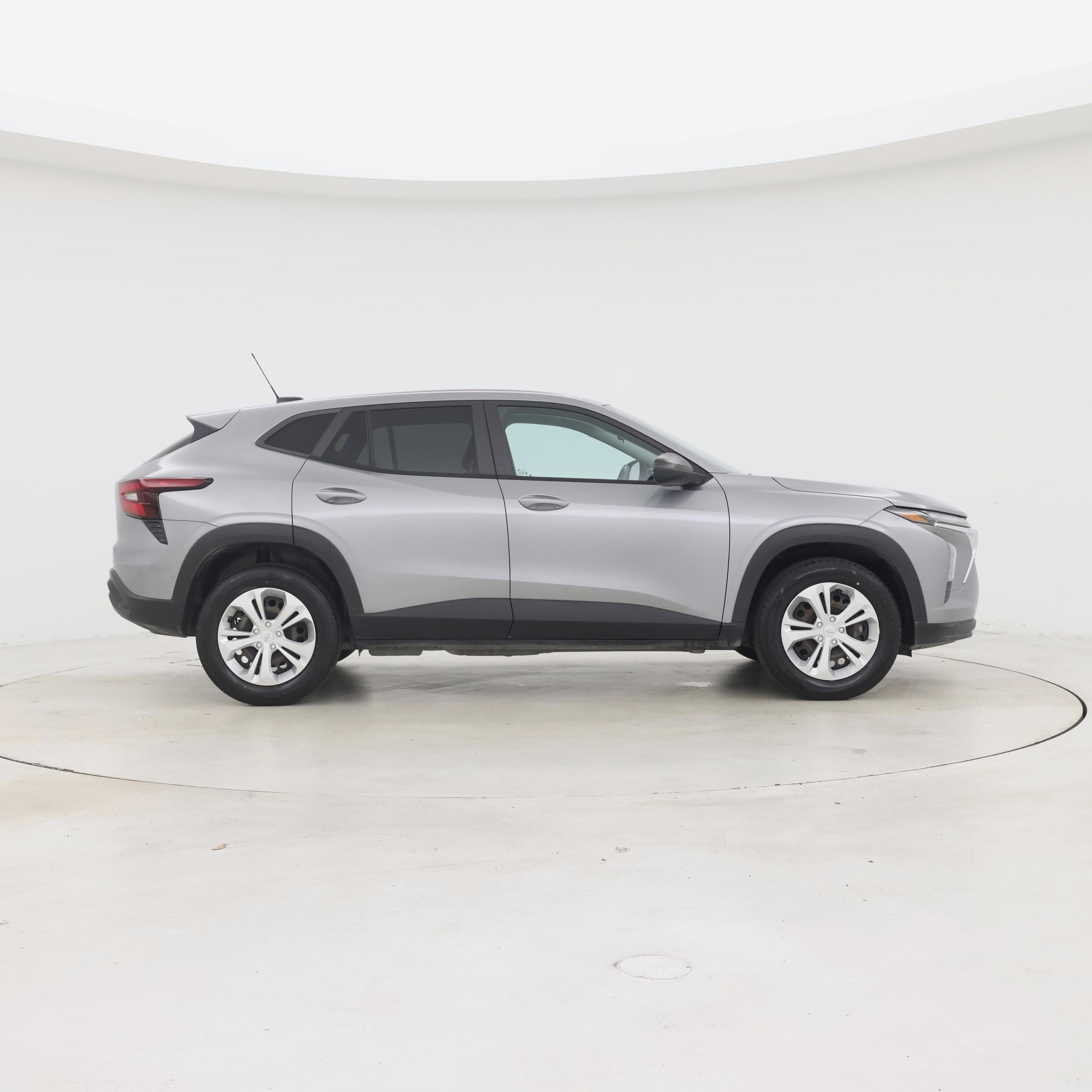 Thumbnail: 2024 Chevrolet Trax - 7