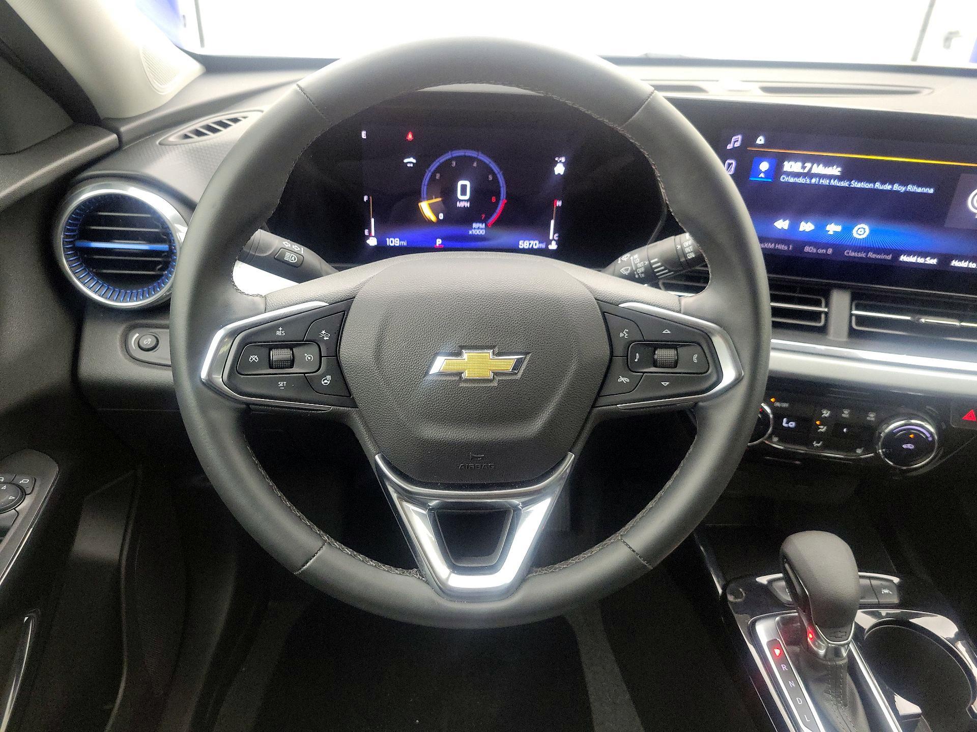 Thumbnail: 2025 Chevrolet Trax - 10