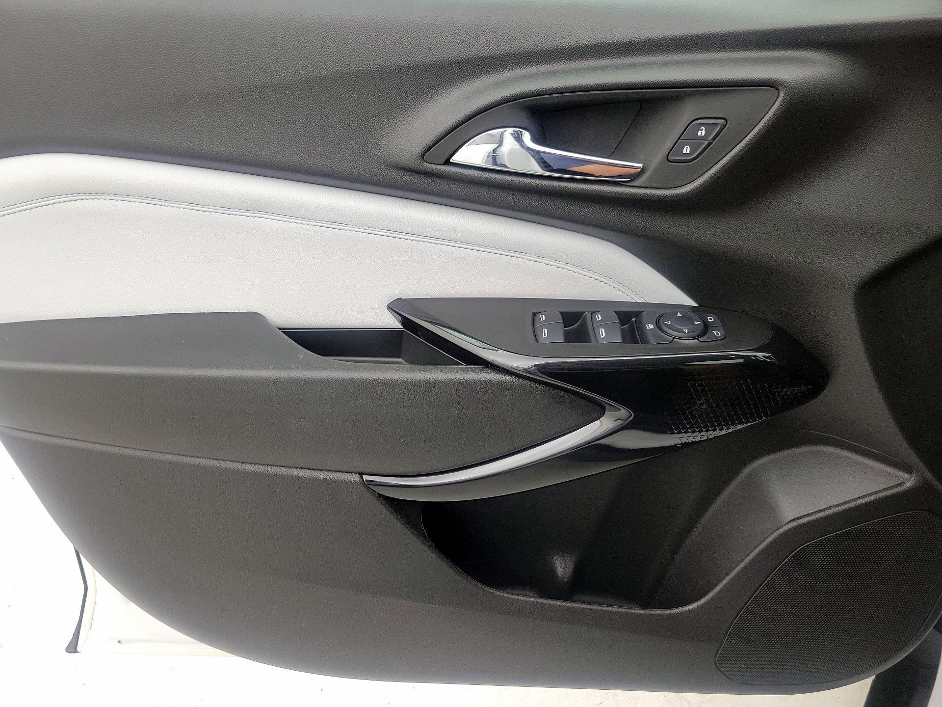 Thumbnail: 2025 Chevrolet Trax - 12