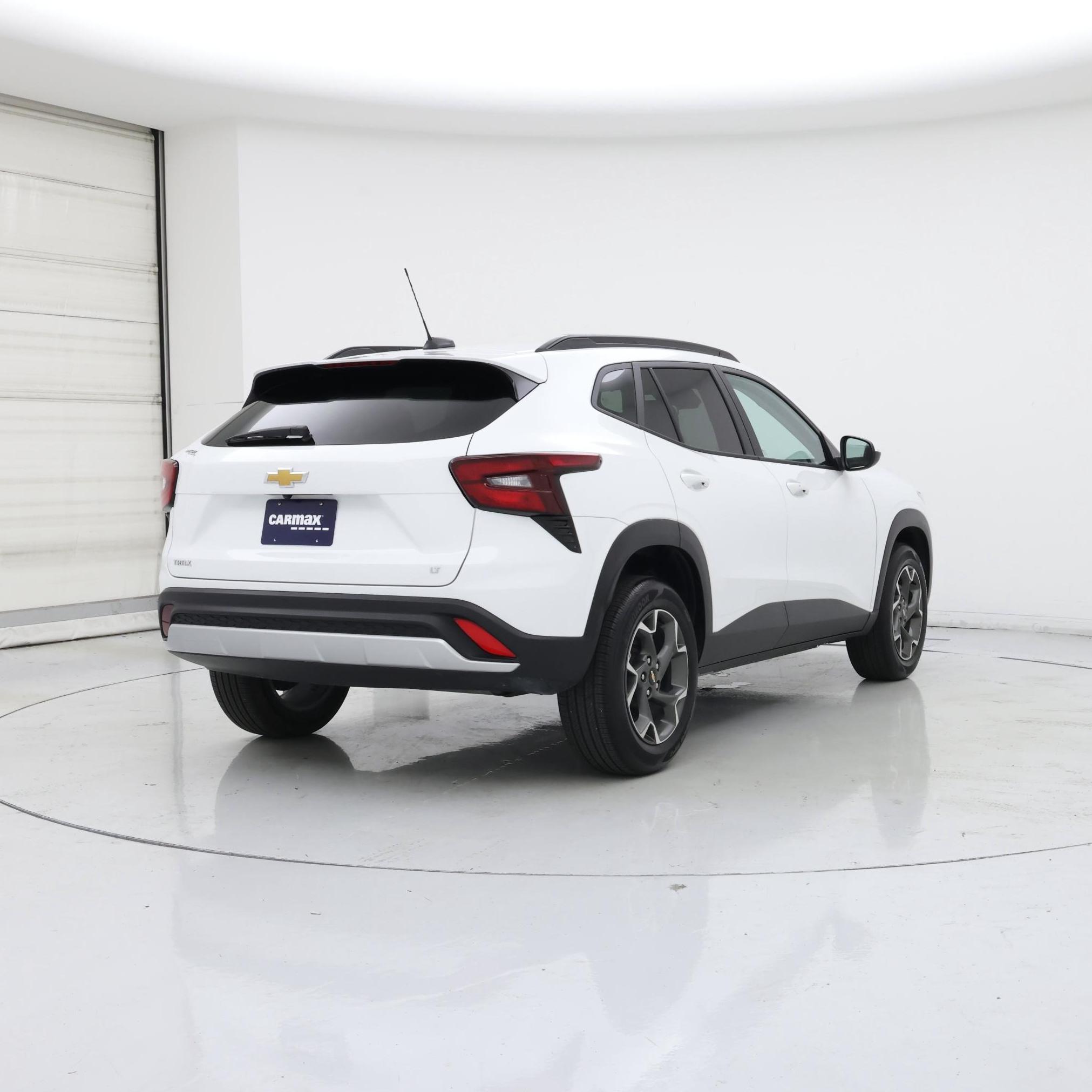 Thumbnail: 2025 Chevrolet Trax - 8