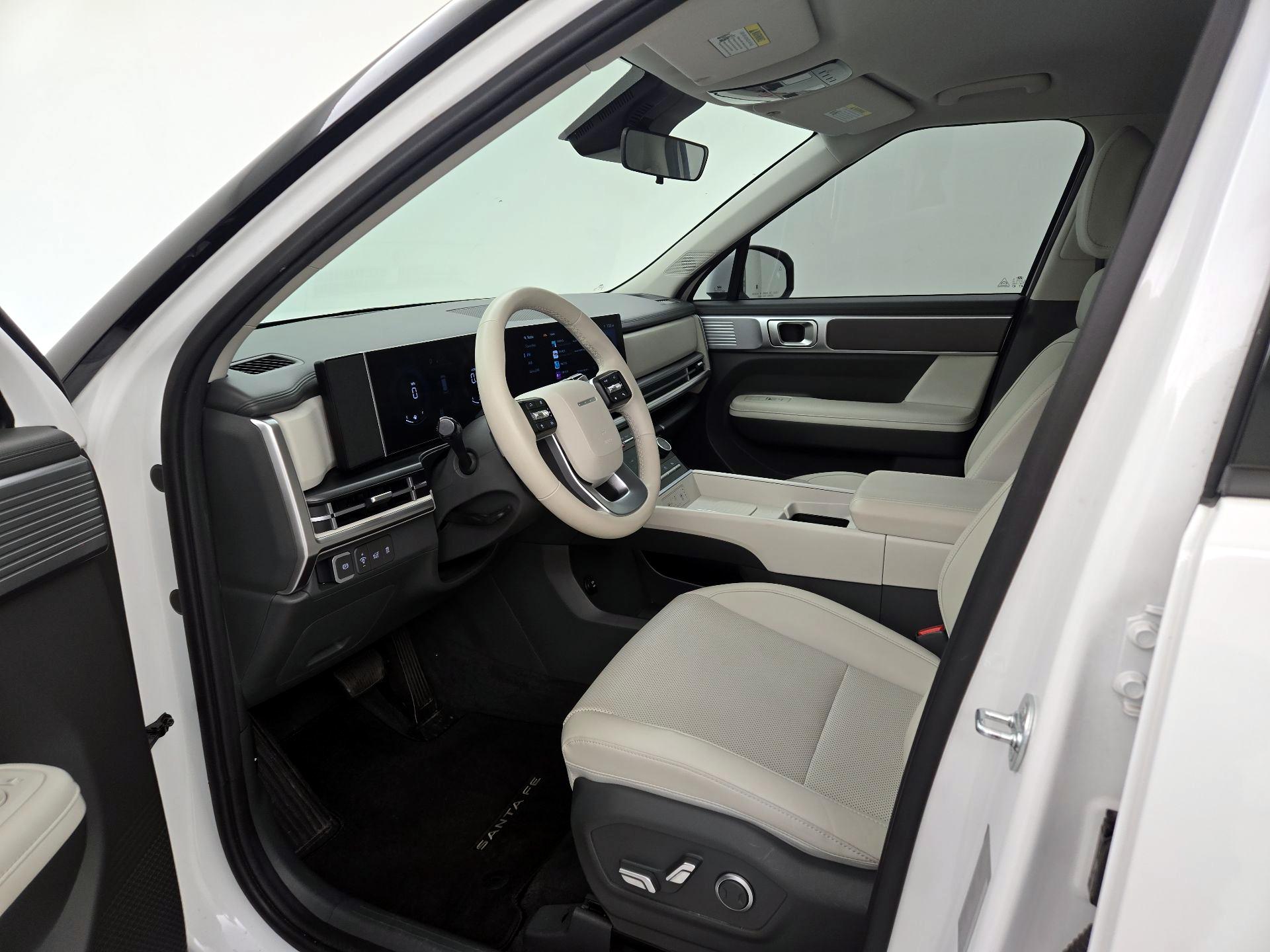 Thumbnail: 2025 Hyundai Santa Fe - 9