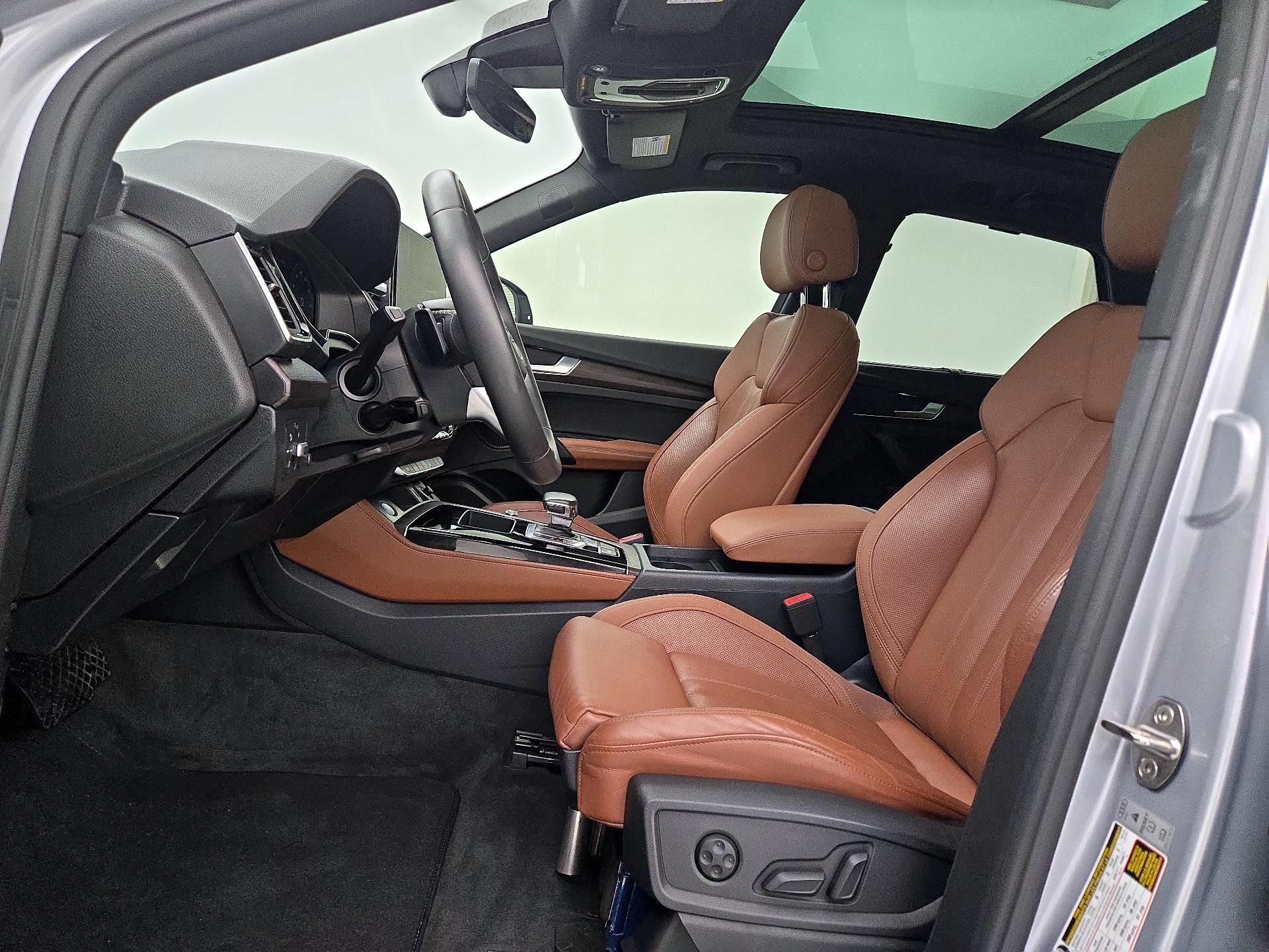 Thumbnail: 2023 Audi Q5 - 11