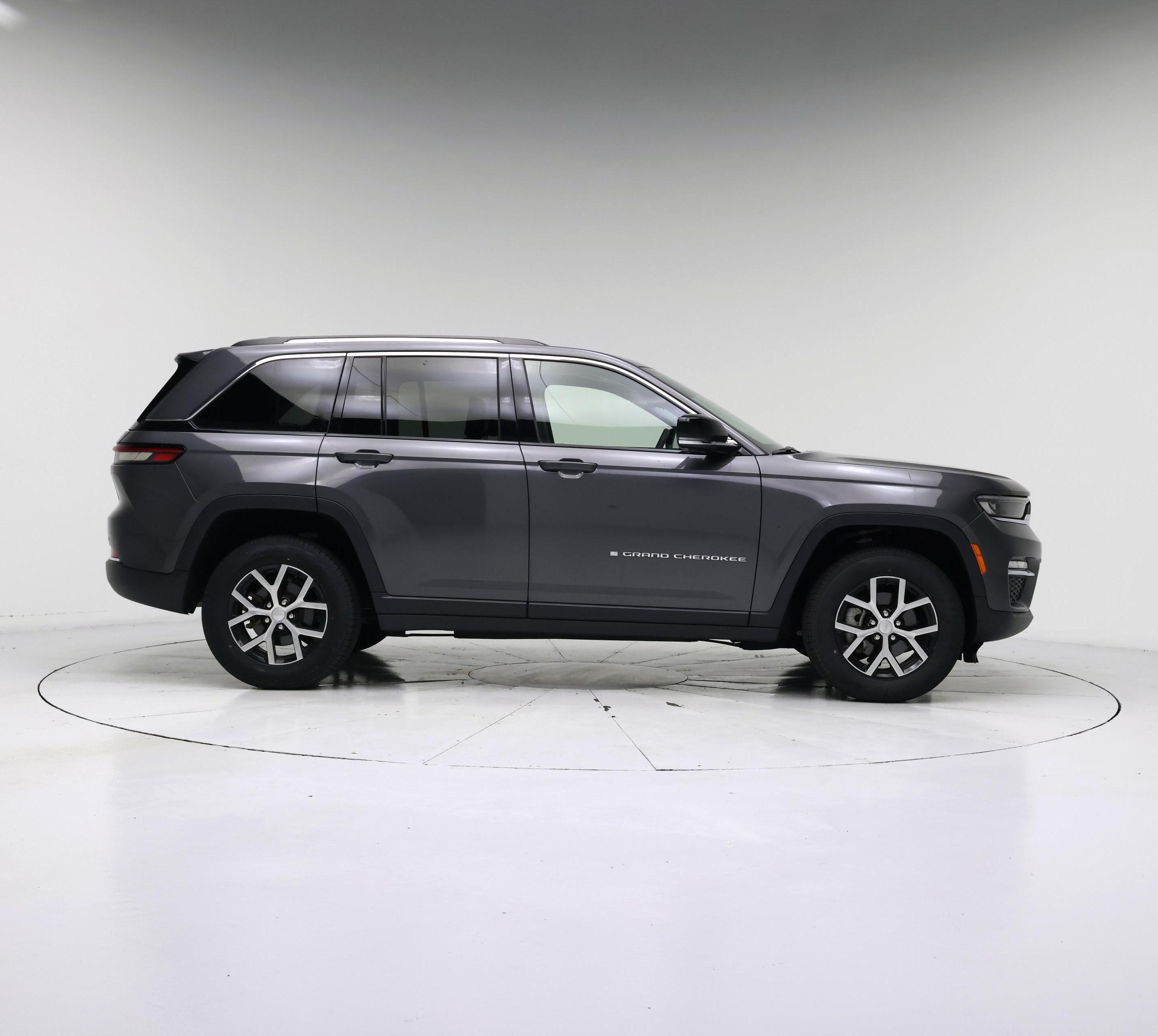 Thumbnail: 2023 Jeep Grand Cherokee - 7