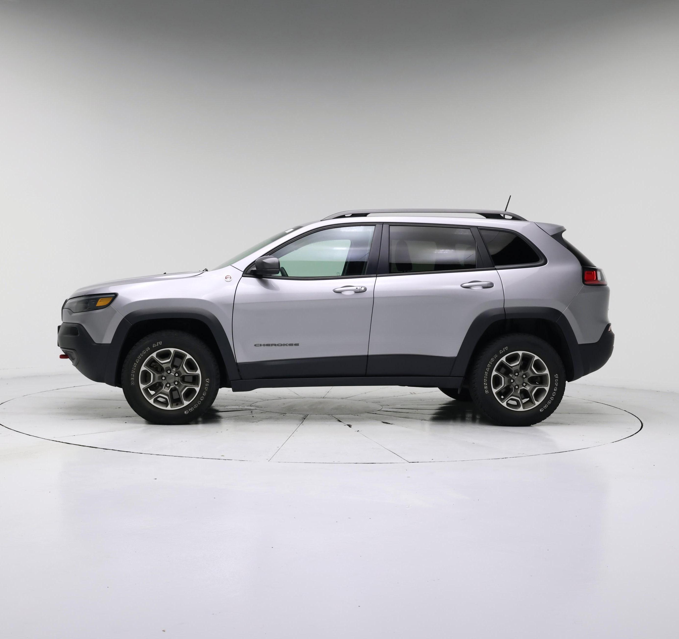 Thumbnail: 2021 Jeep Cherokee - 3