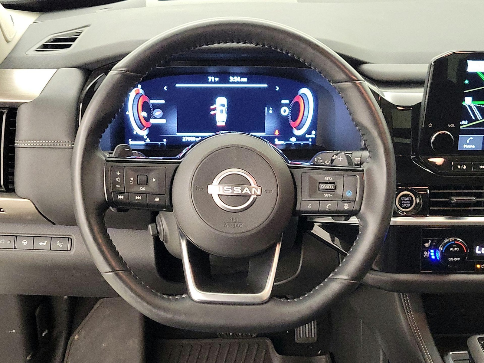 2024 Nissan Pathfinder Platinum - Photo 11