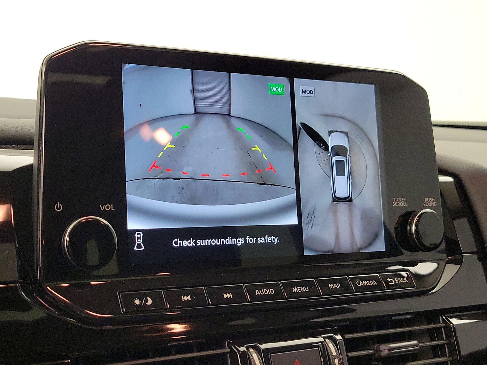 2024 Nissan Pathfinder Platinum - Photo 16