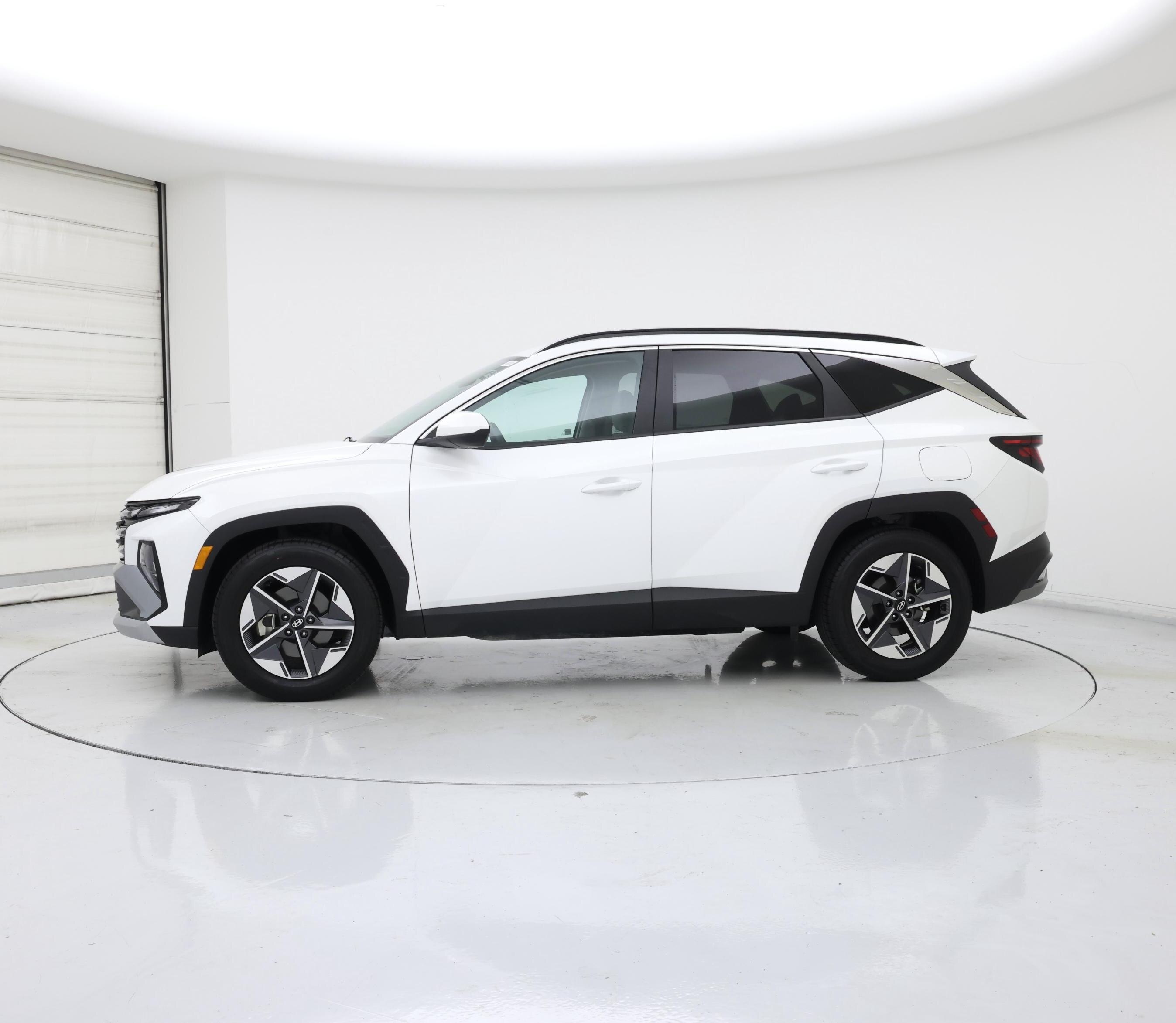 Thumbnail: 2025 Hyundai Tucson - 3