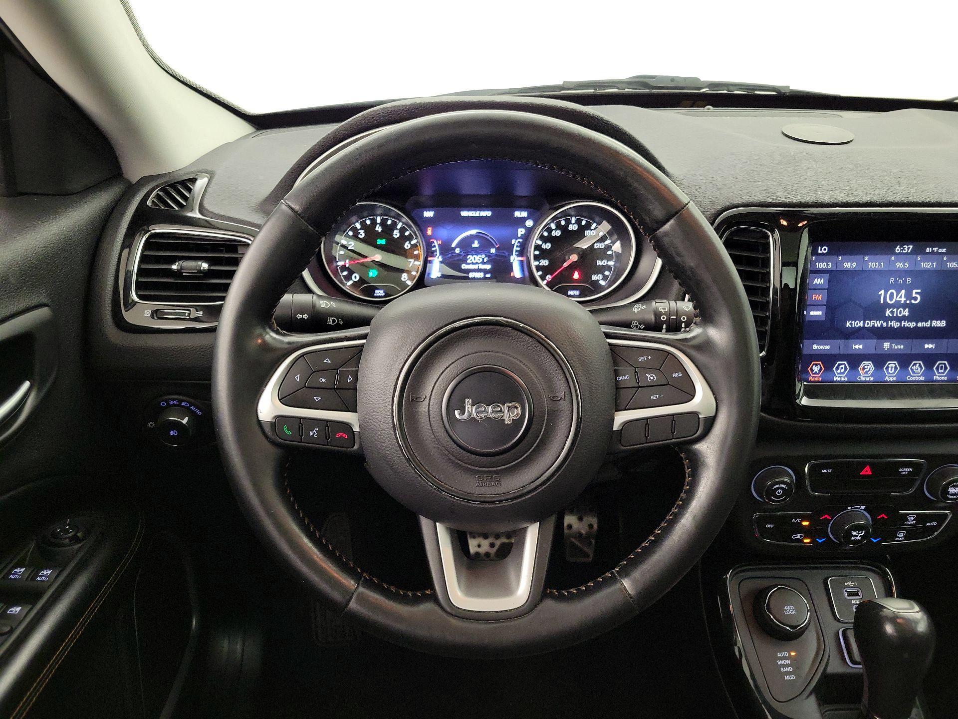 Thumbnail: 2020 Jeep Compass - 10