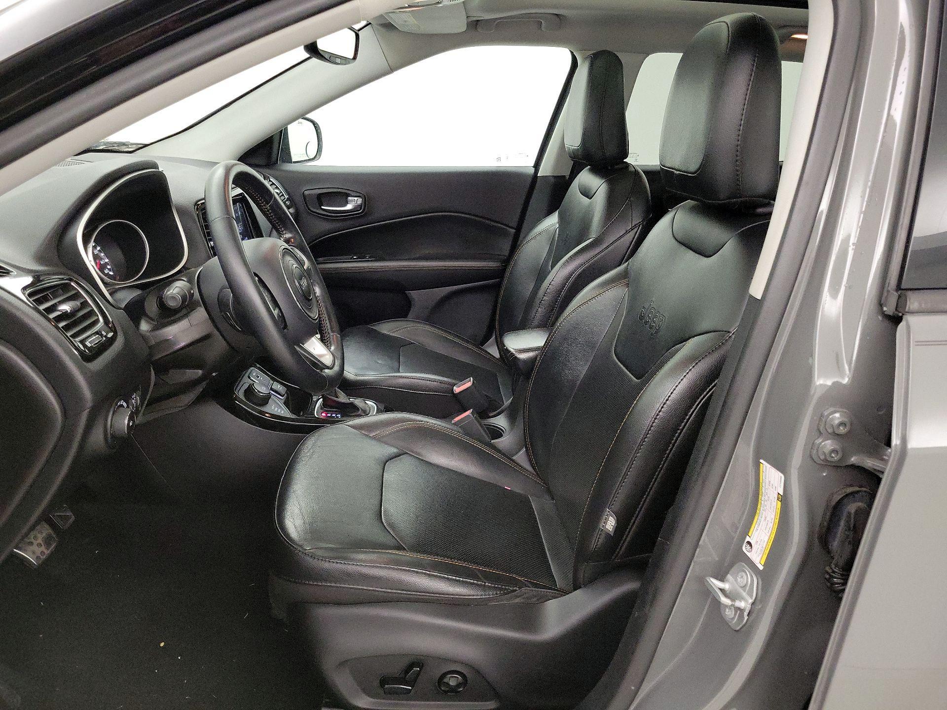Thumbnail: 2020 Jeep Compass - 11