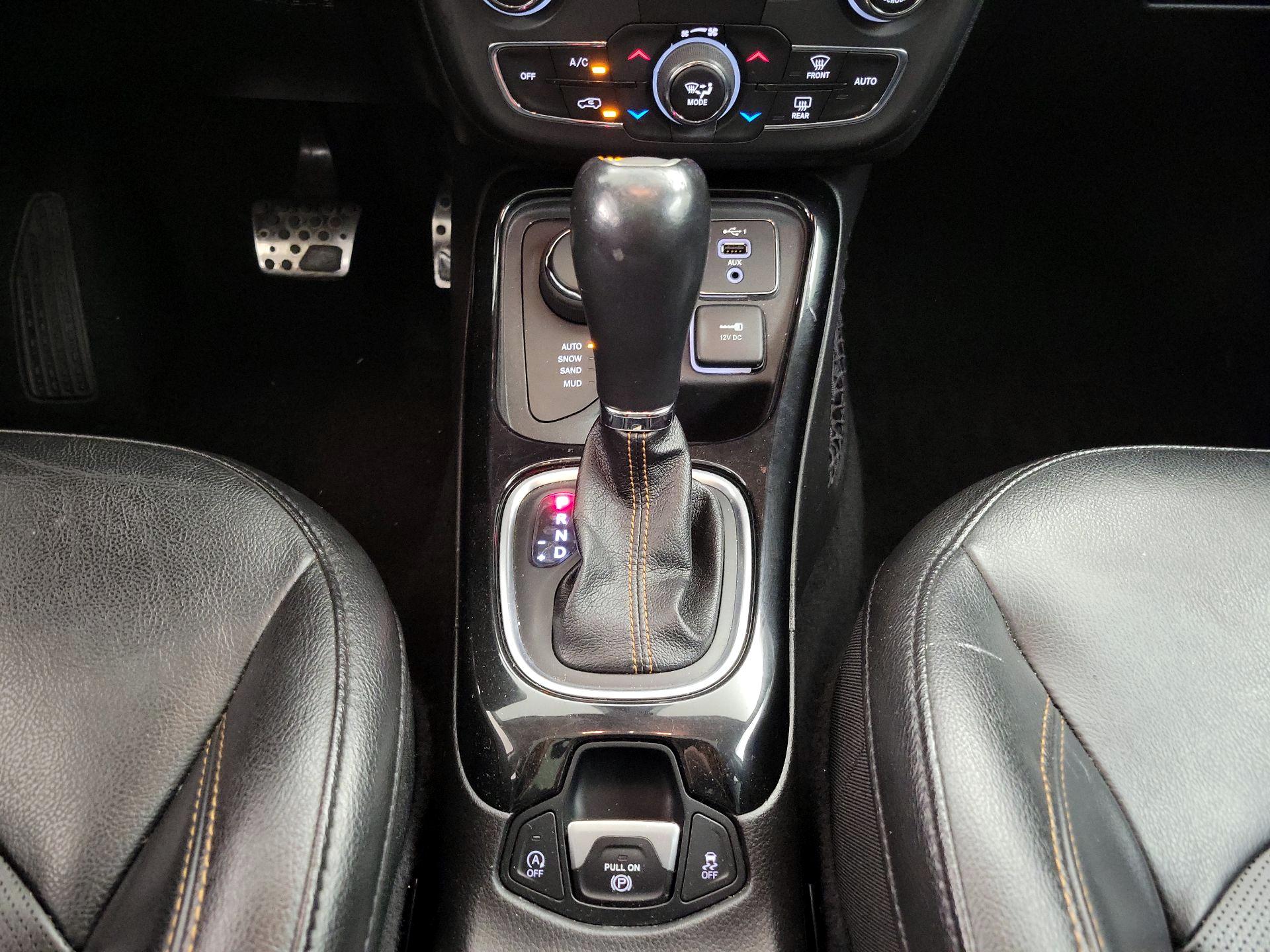 Thumbnail: 2020 Jeep Compass - 17