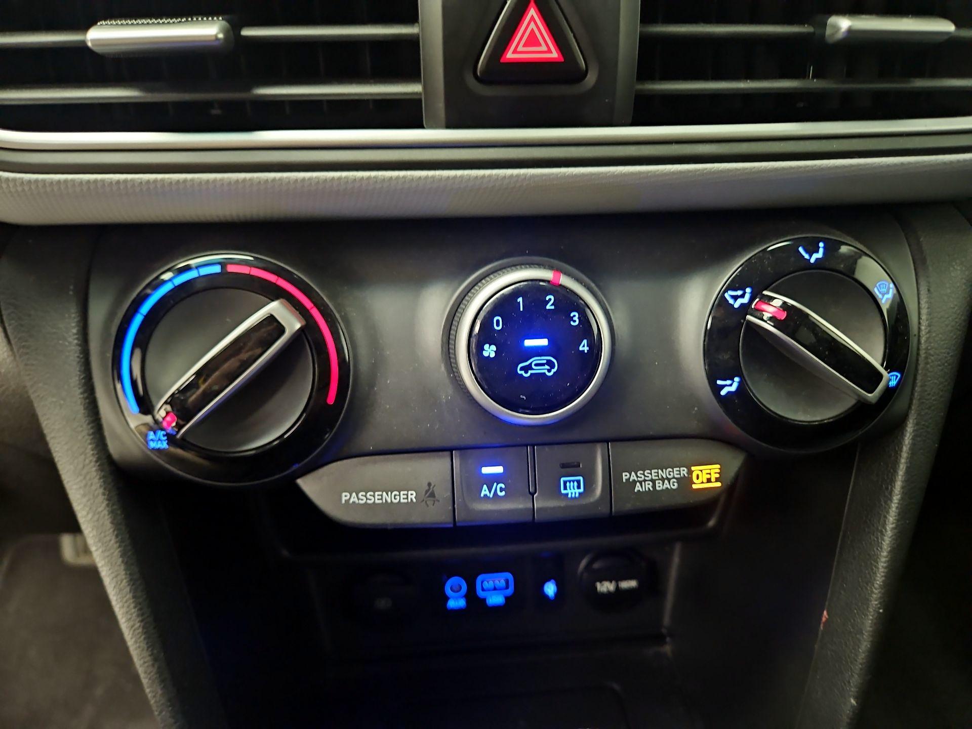 Thumbnail: 2020 Hyundai Kona - 16