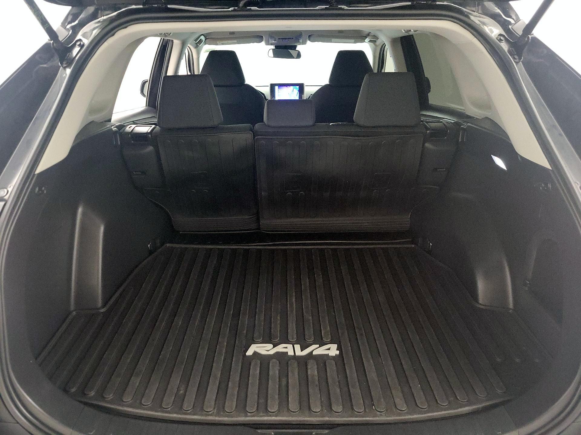 Thumbnail: 2024 Toyota RAV4 - 20
