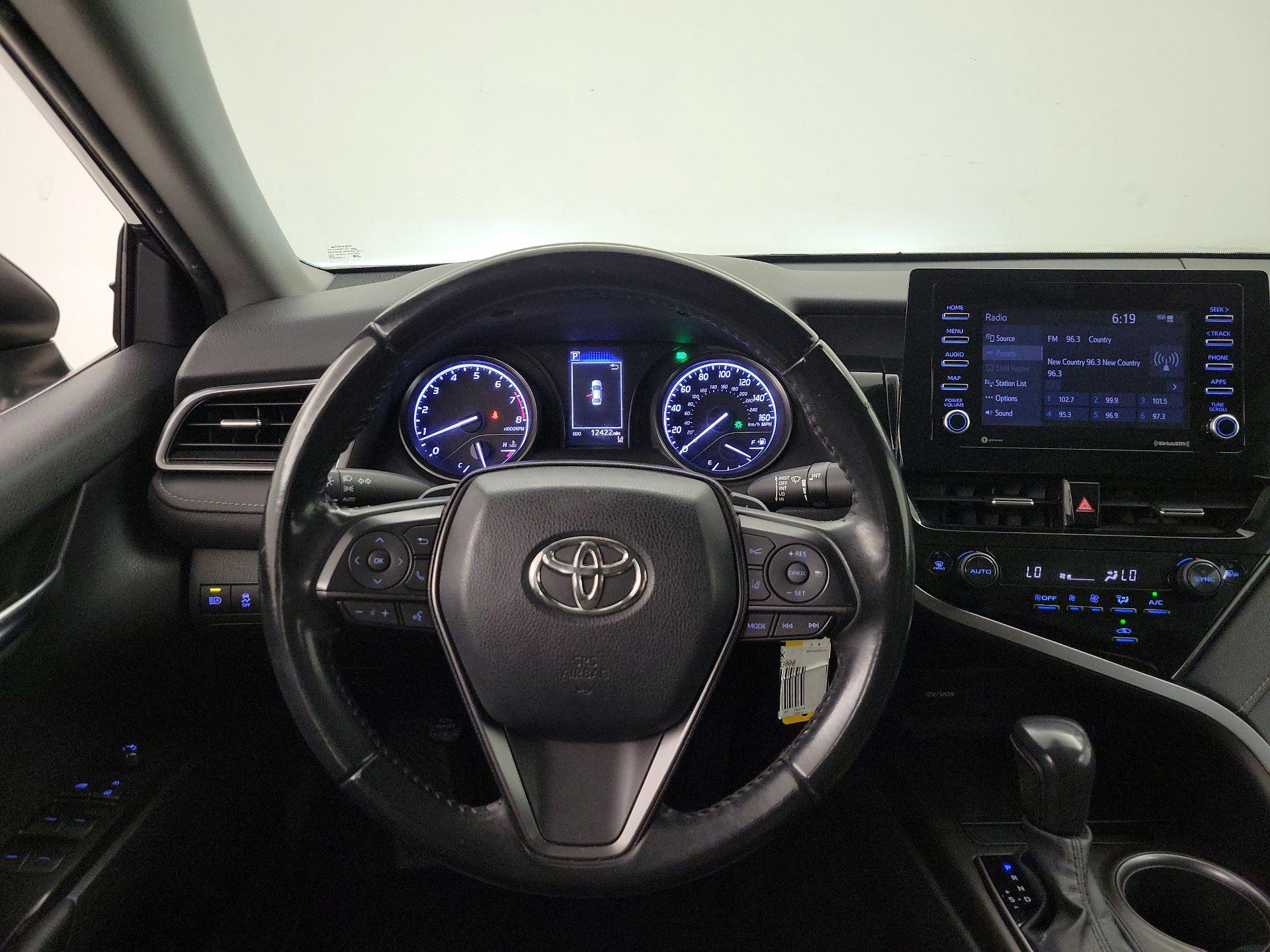 Thumbnail: 2023 Toyota Camry - 10