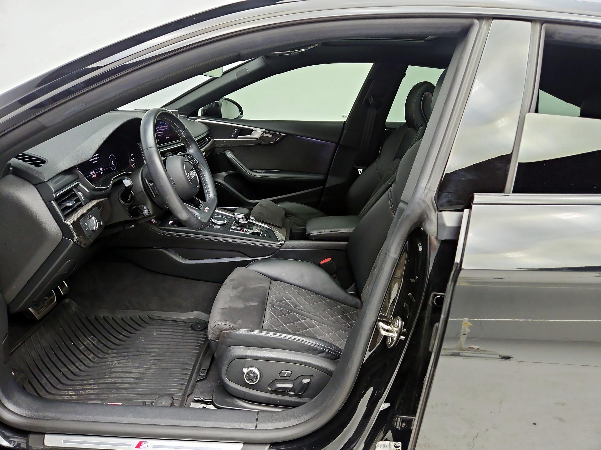 Thumbnail: 2019 Audi S5 - 11