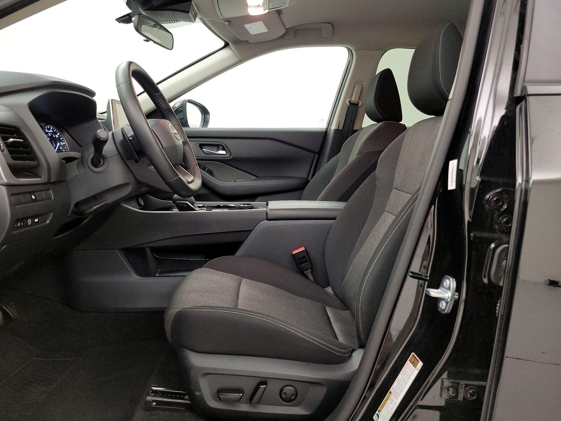 Thumbnail: 2025 Nissan Rogue - 11