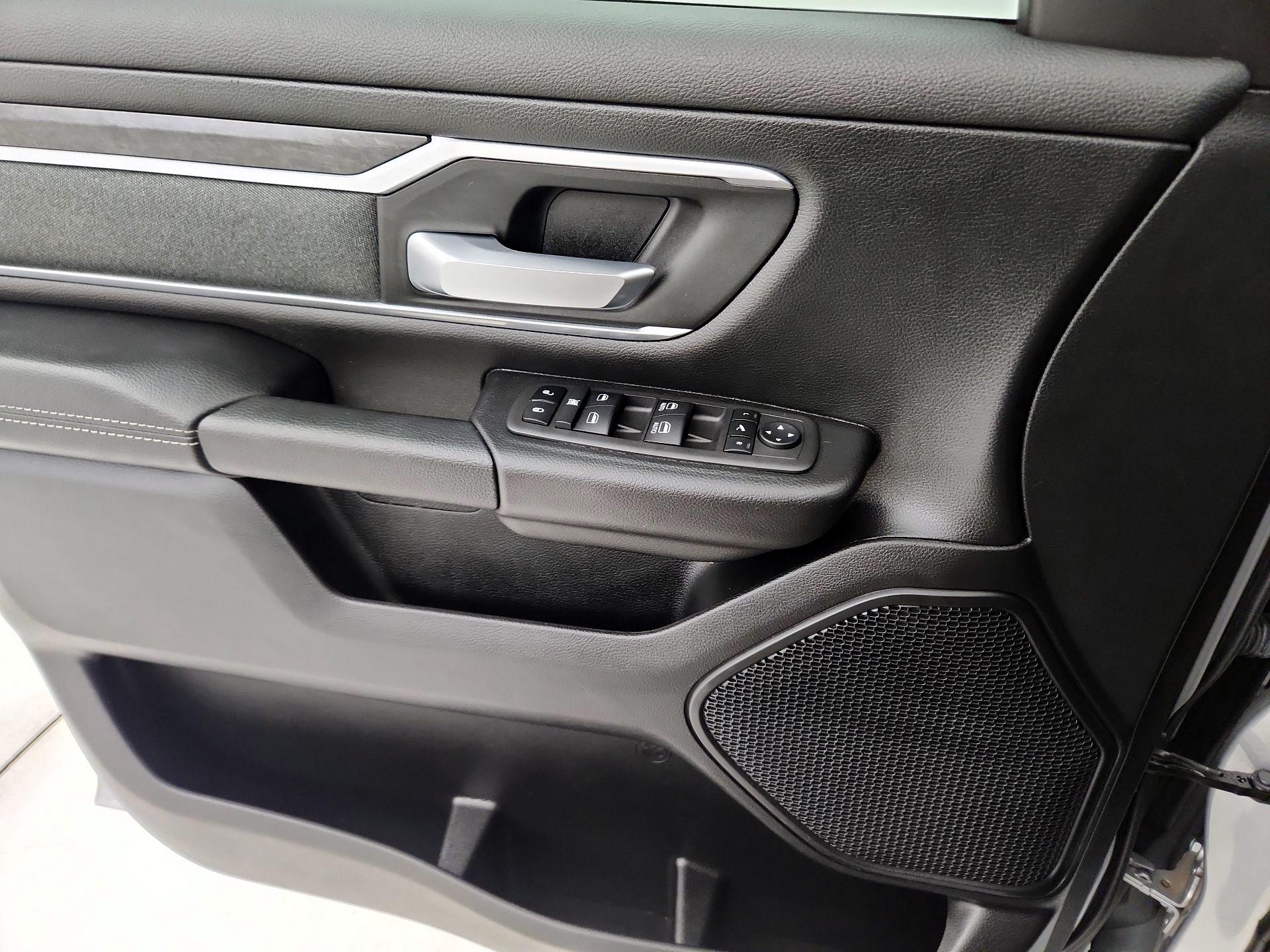 Thumbnail: 2022 RAM 1500 - 10