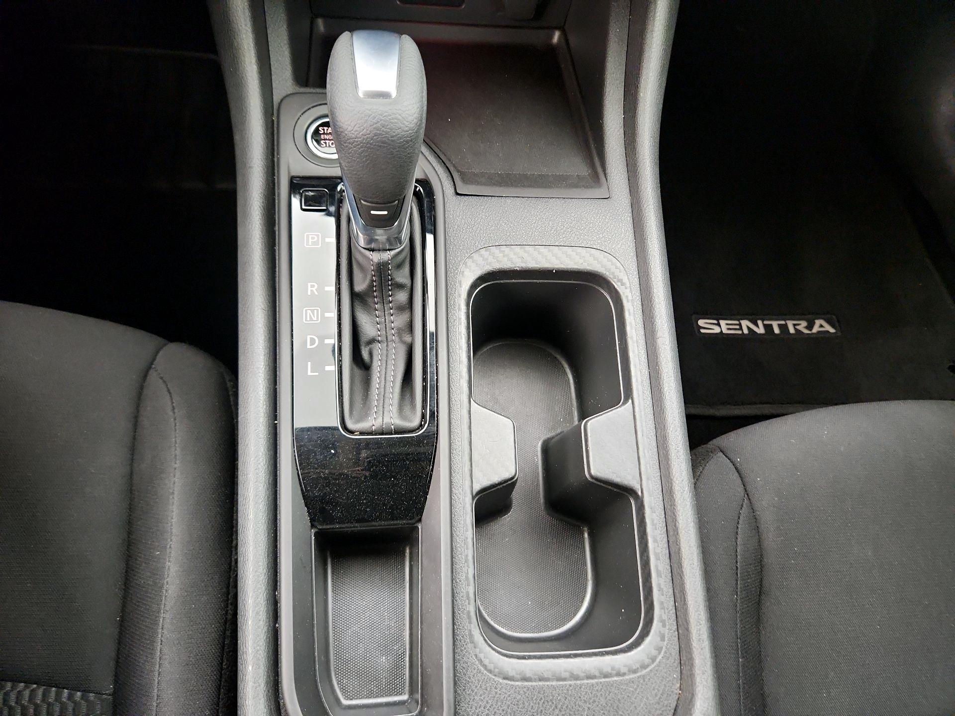 Thumbnail: 2021 Nissan Sentra - 17