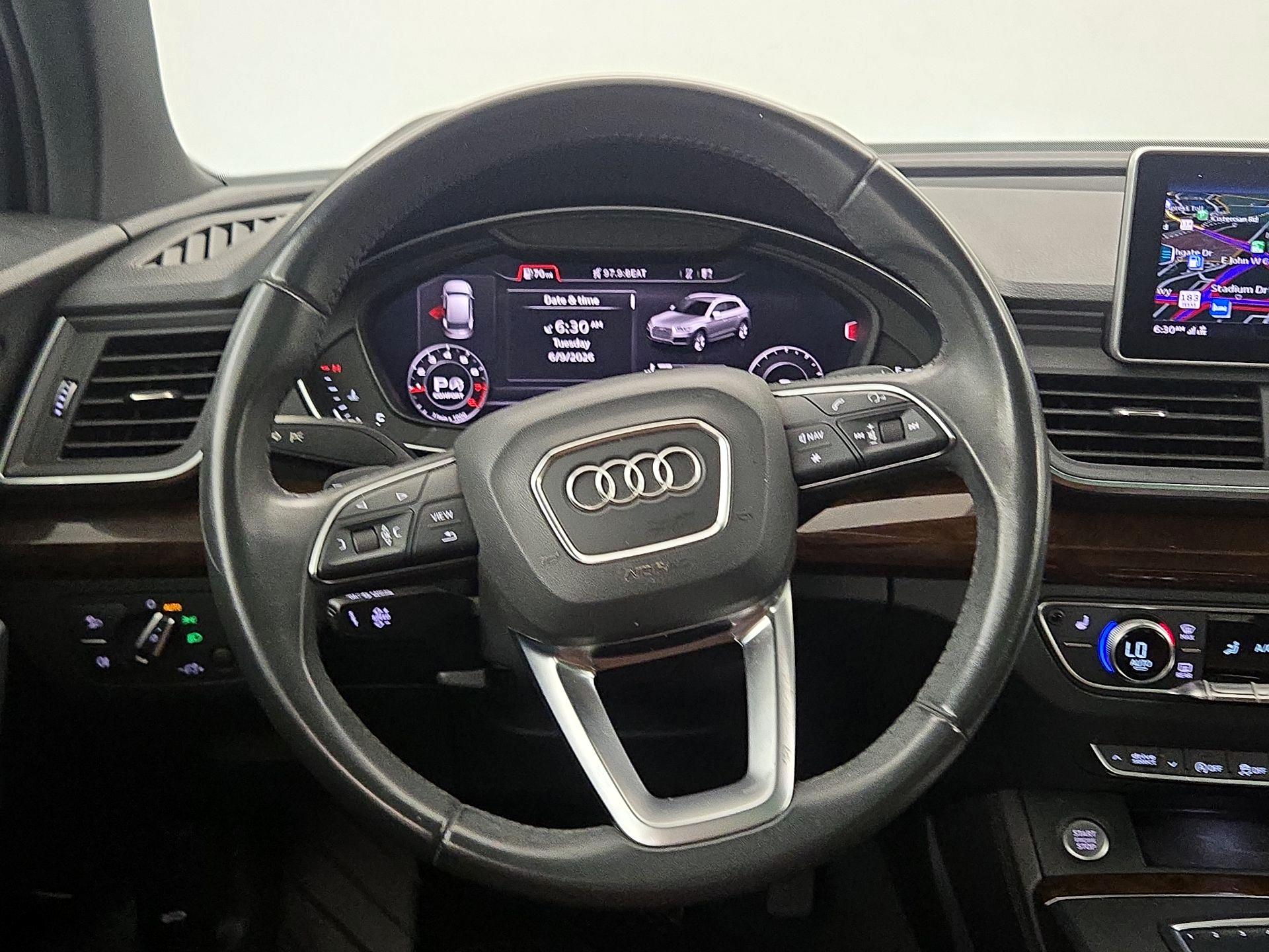 Thumbnail: 2020 Audi Q5 - 10