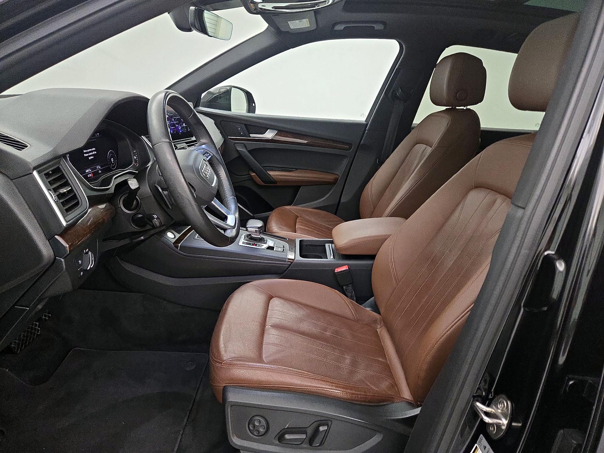 Thumbnail: 2020 Audi Q5 - 11