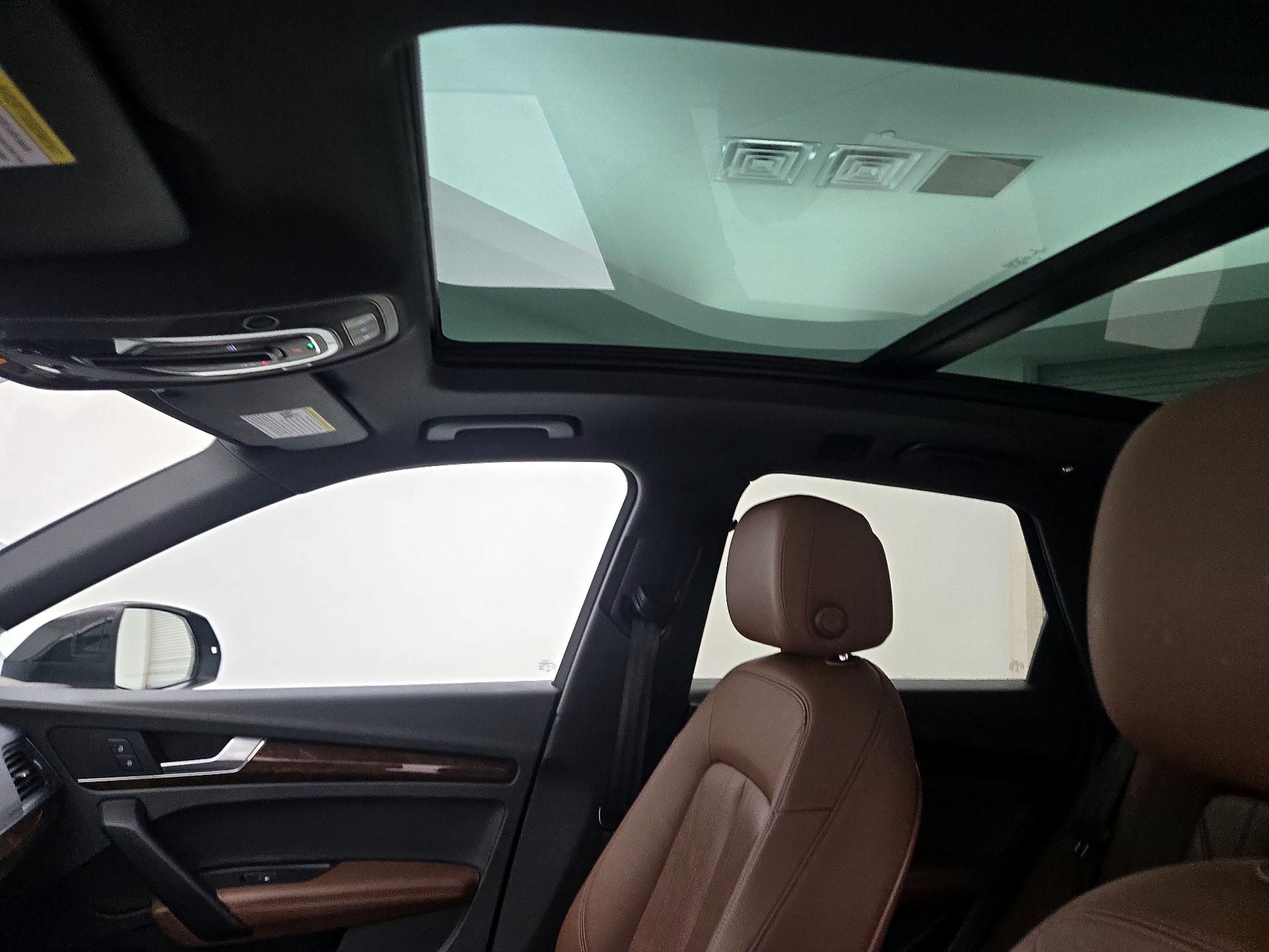 Thumbnail: 2020 Audi Q5 - 20