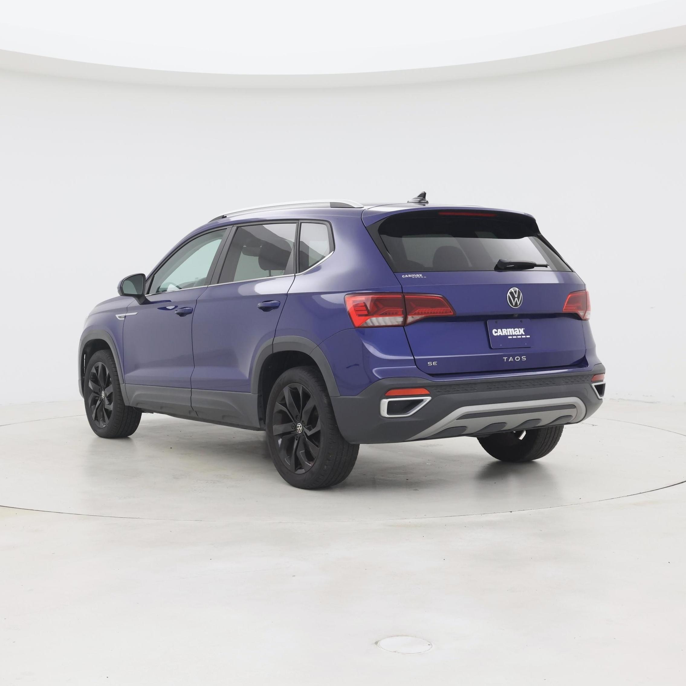 Thumbnail: 2022 Volkswagen Taos - 2