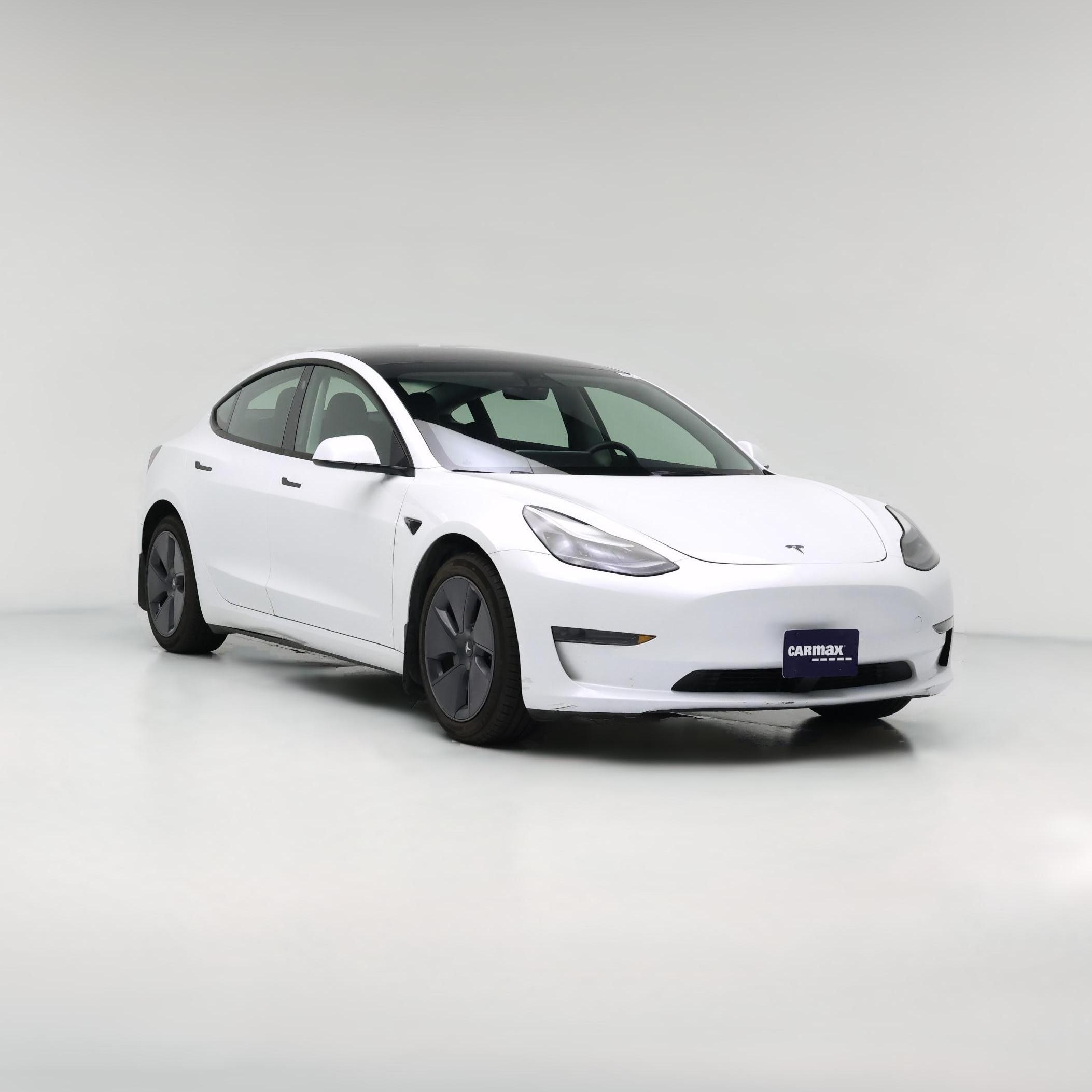 Thumbnail: 2023 Tesla Model 3 - 1