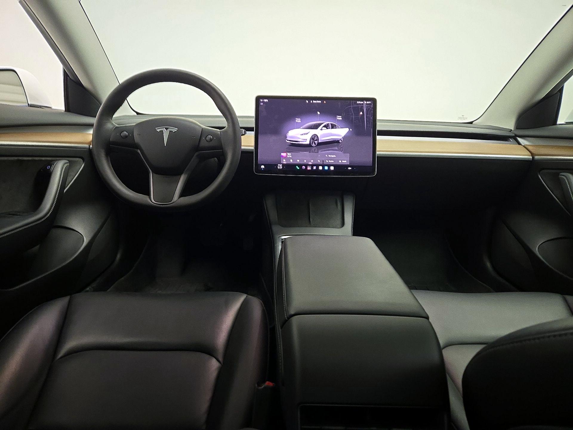 Thumbnail: 2023 Tesla Model 3 - 9