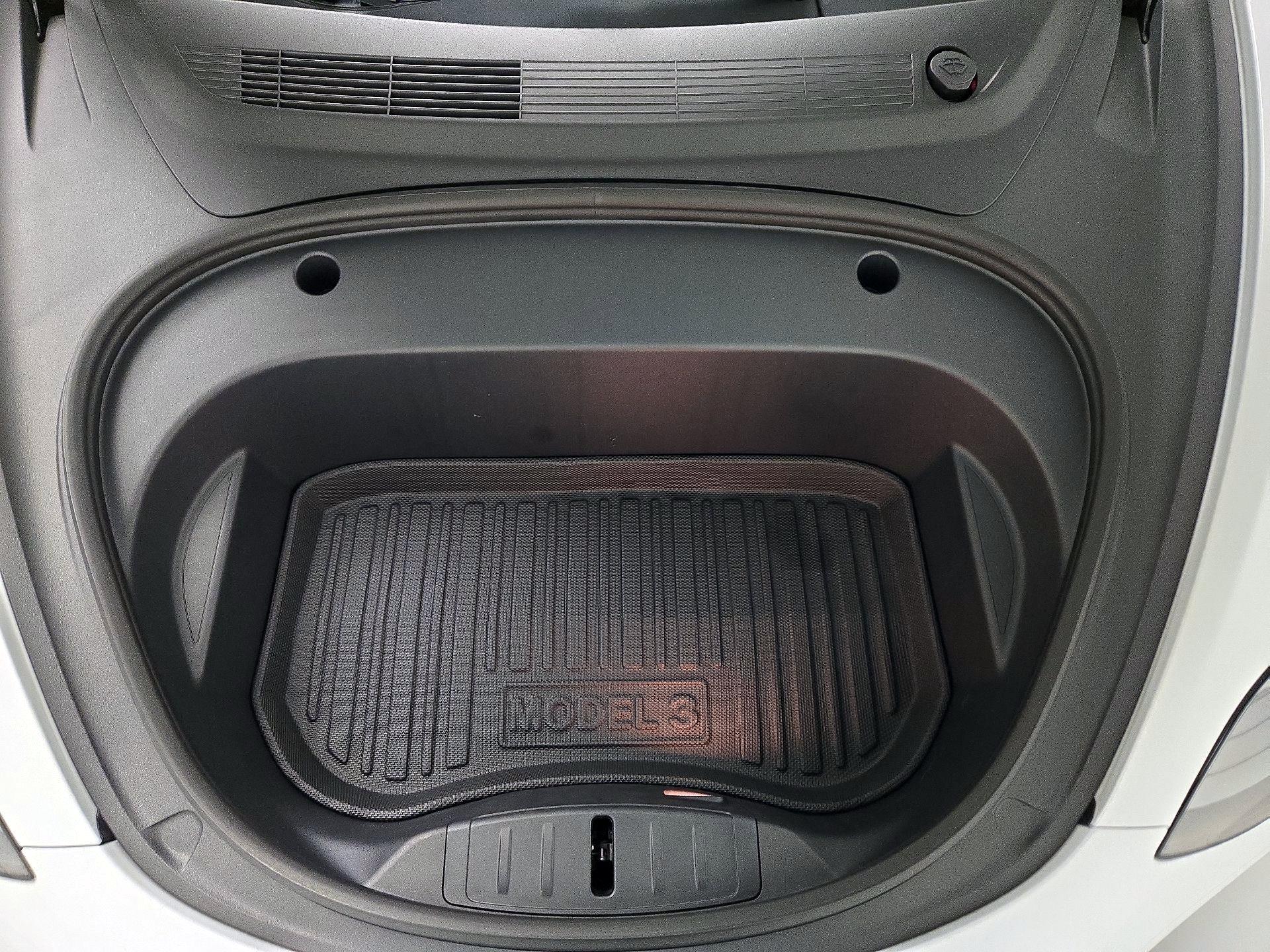 Thumbnail: 2023 Tesla Model 3 - 20