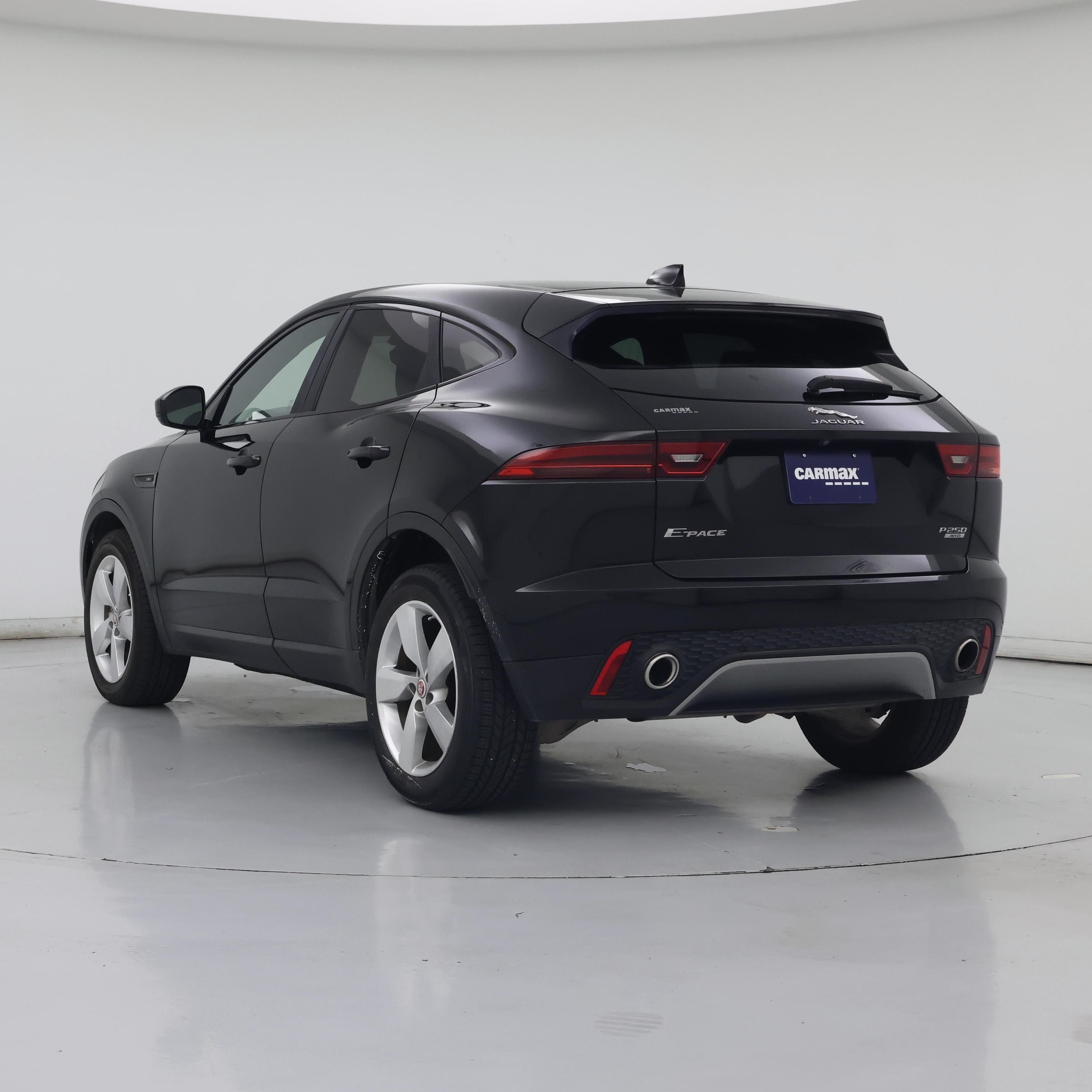 Thumbnail: 2018 Jaguar E-Pace - 2