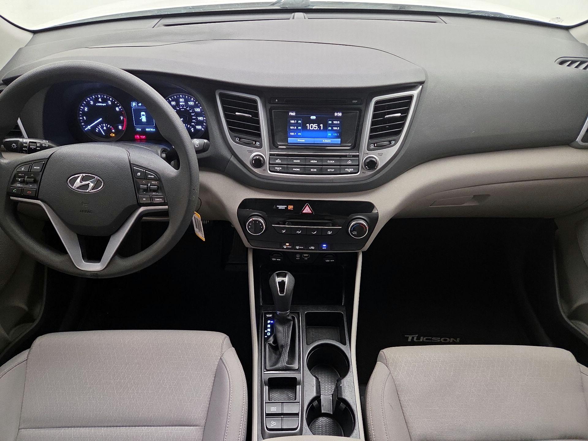 Thumbnail: 2017 Hyundai Tucson - 9