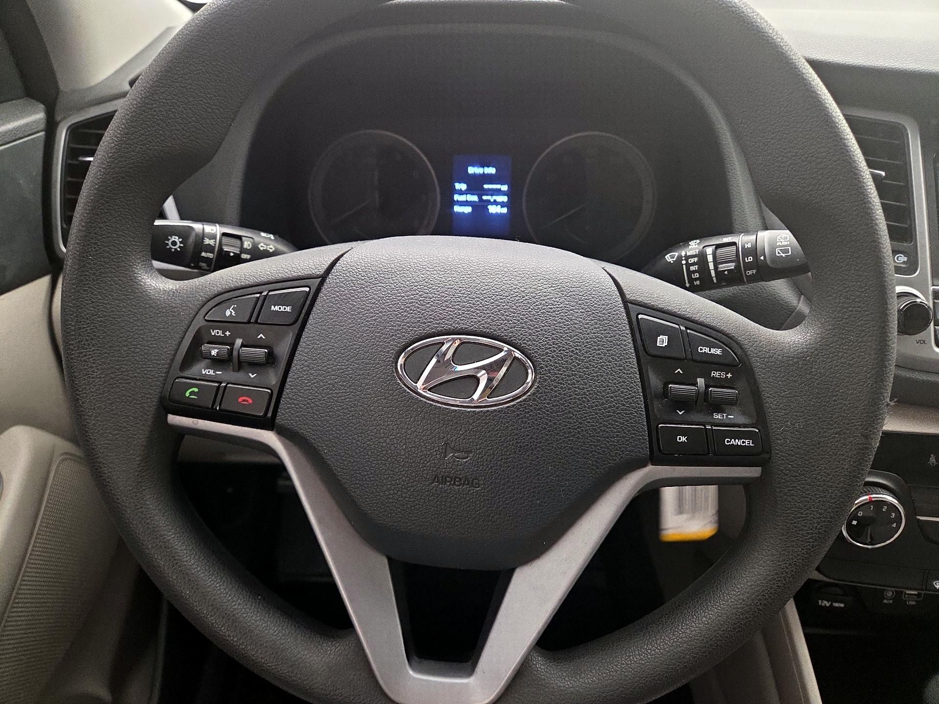 Thumbnail: 2017 Hyundai Tucson - 10