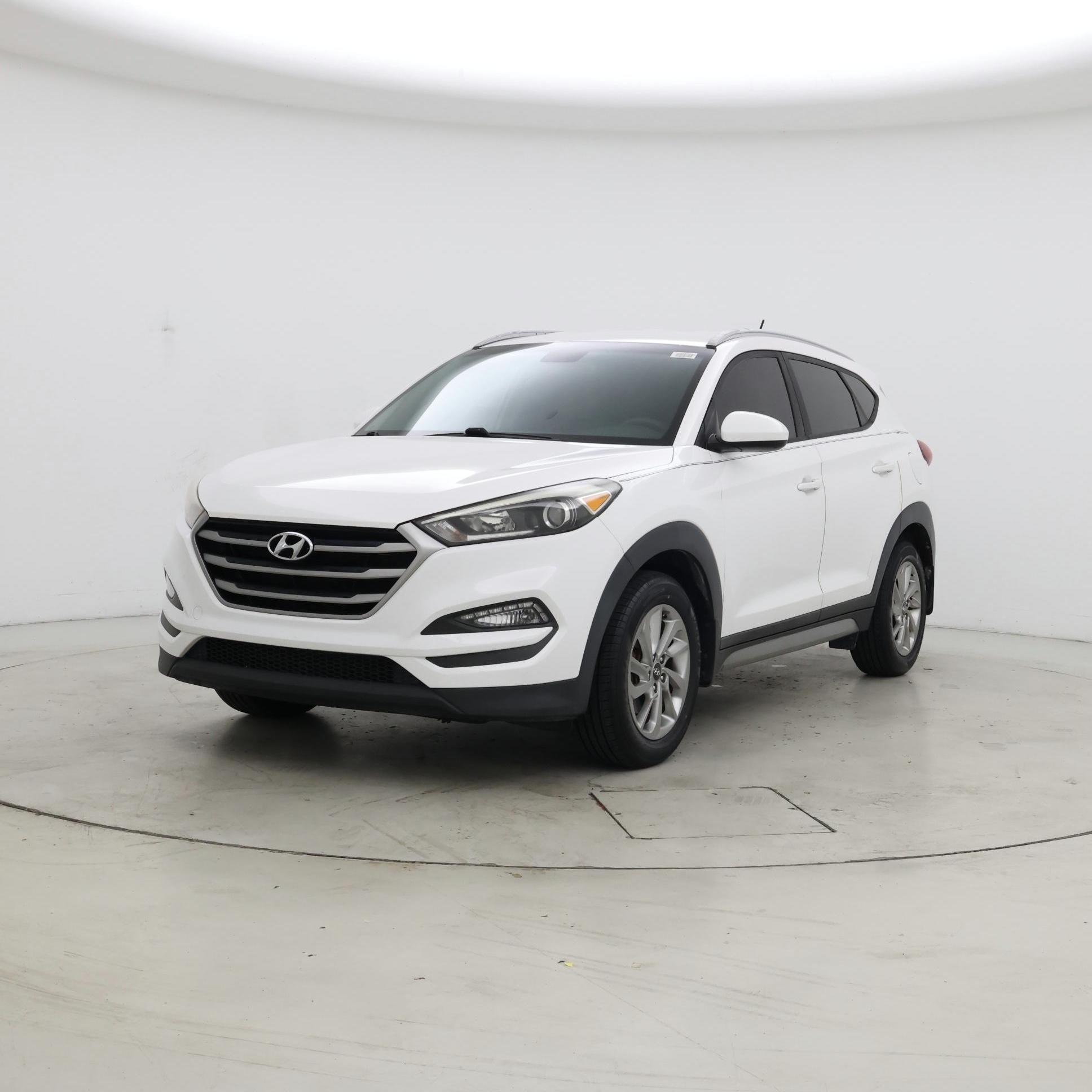 Thumbnail: 2017 Hyundai Tucson - 4