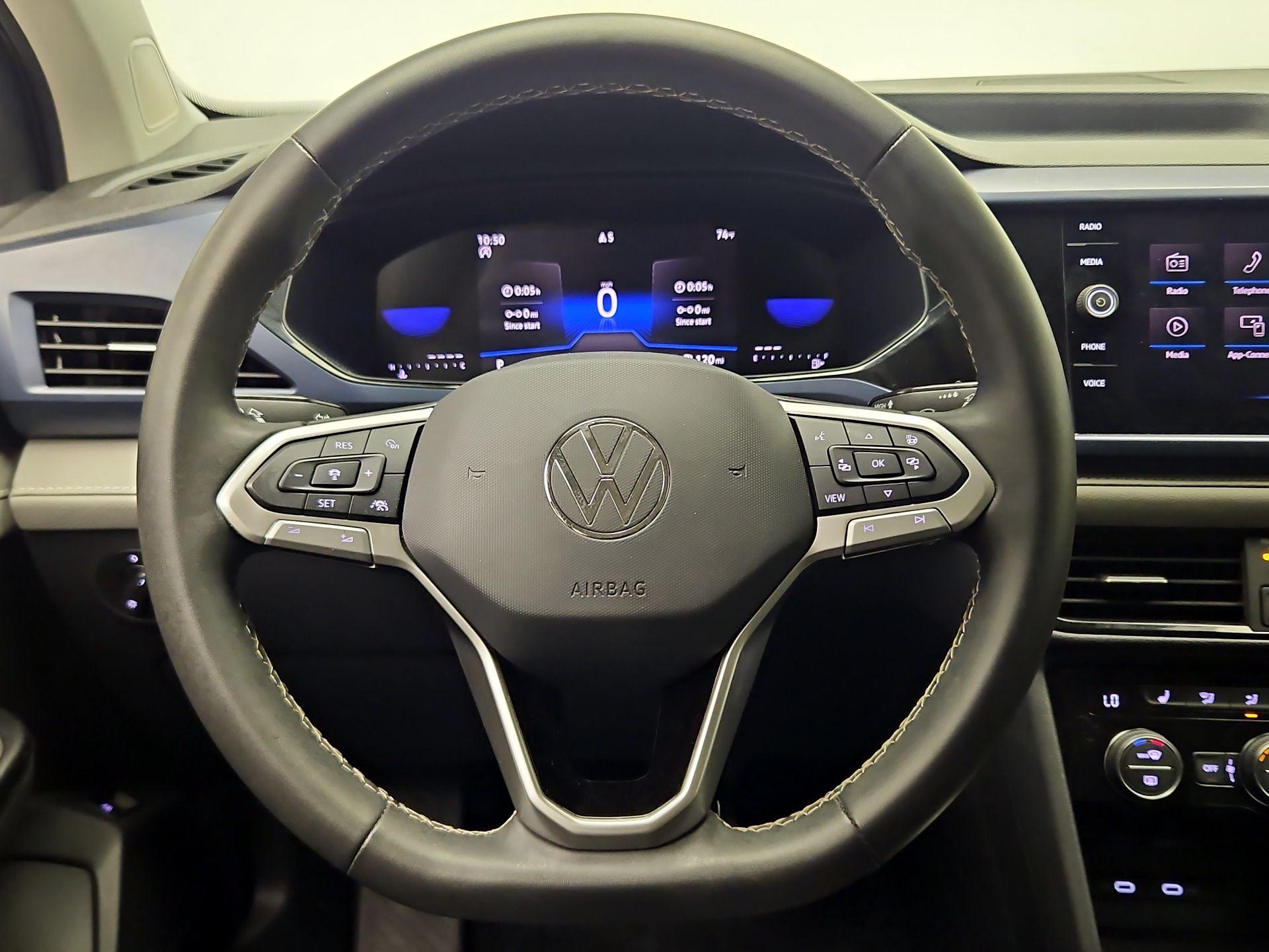 Thumbnail: 2024 Volkswagen Taos - 10
