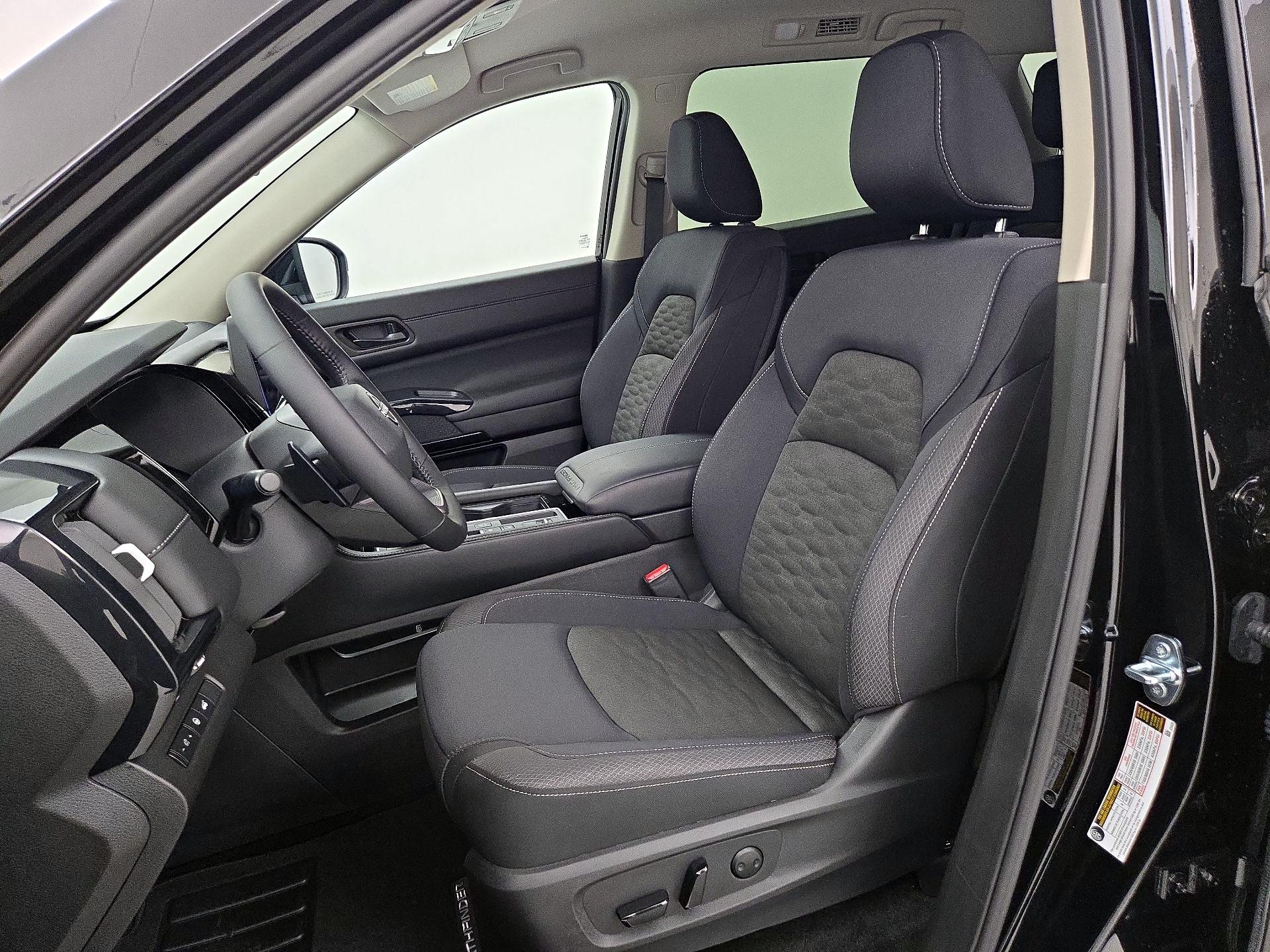 Thumbnail: 2026 Nissan Pathfinder - 11